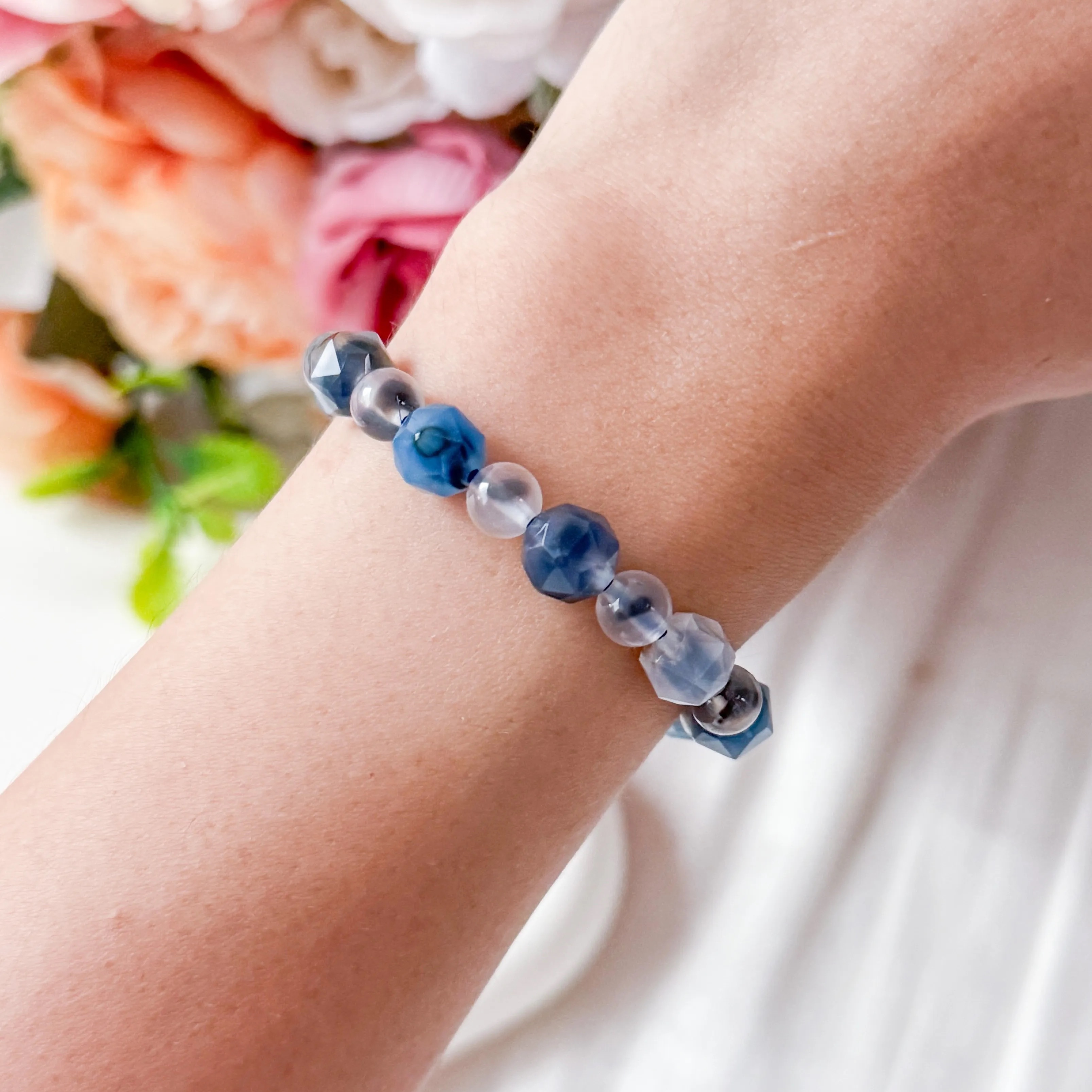 Blue Agate 8mm Diamond Cut Bracelet