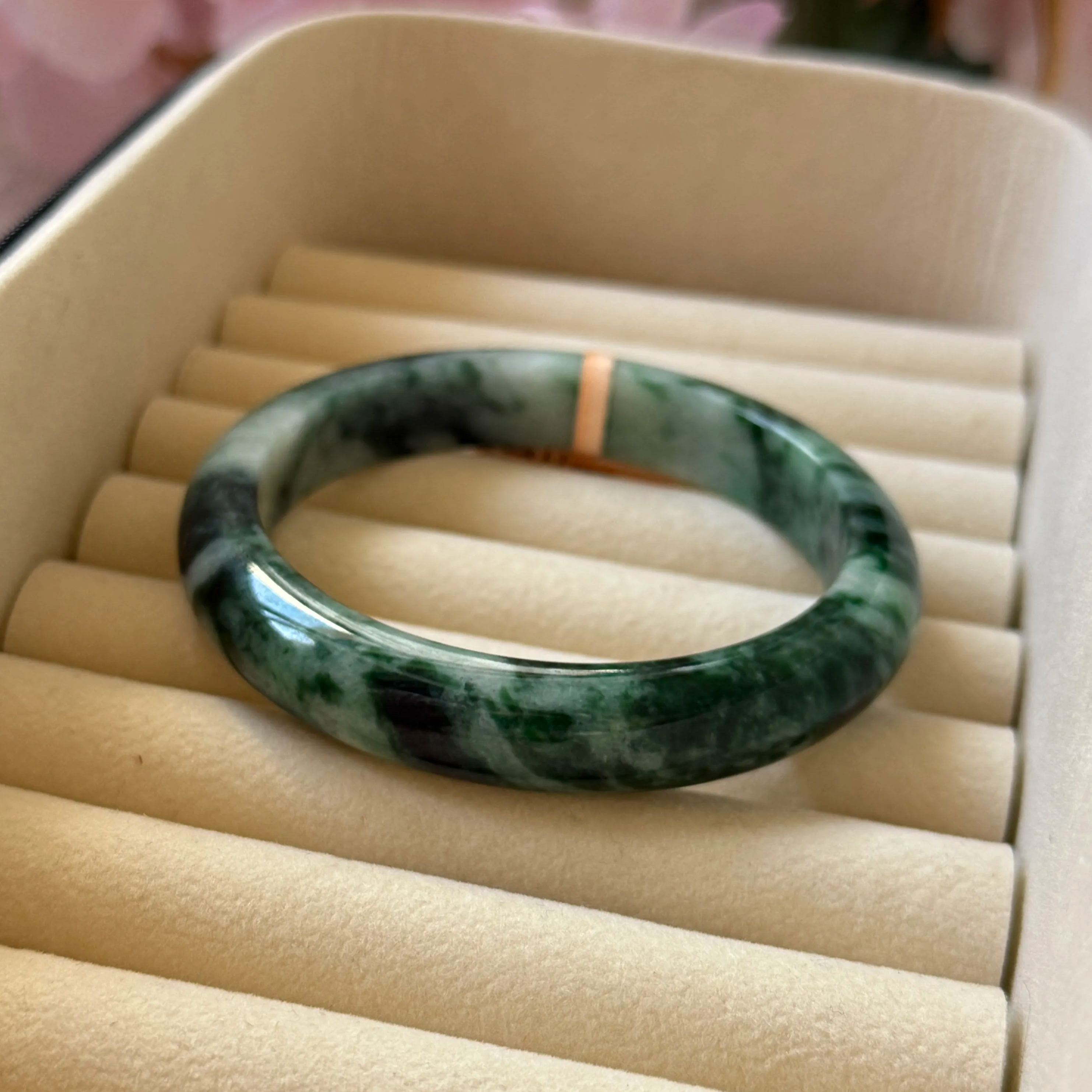 Grade A Flower Green Jade Bangle - S58+/51.1g