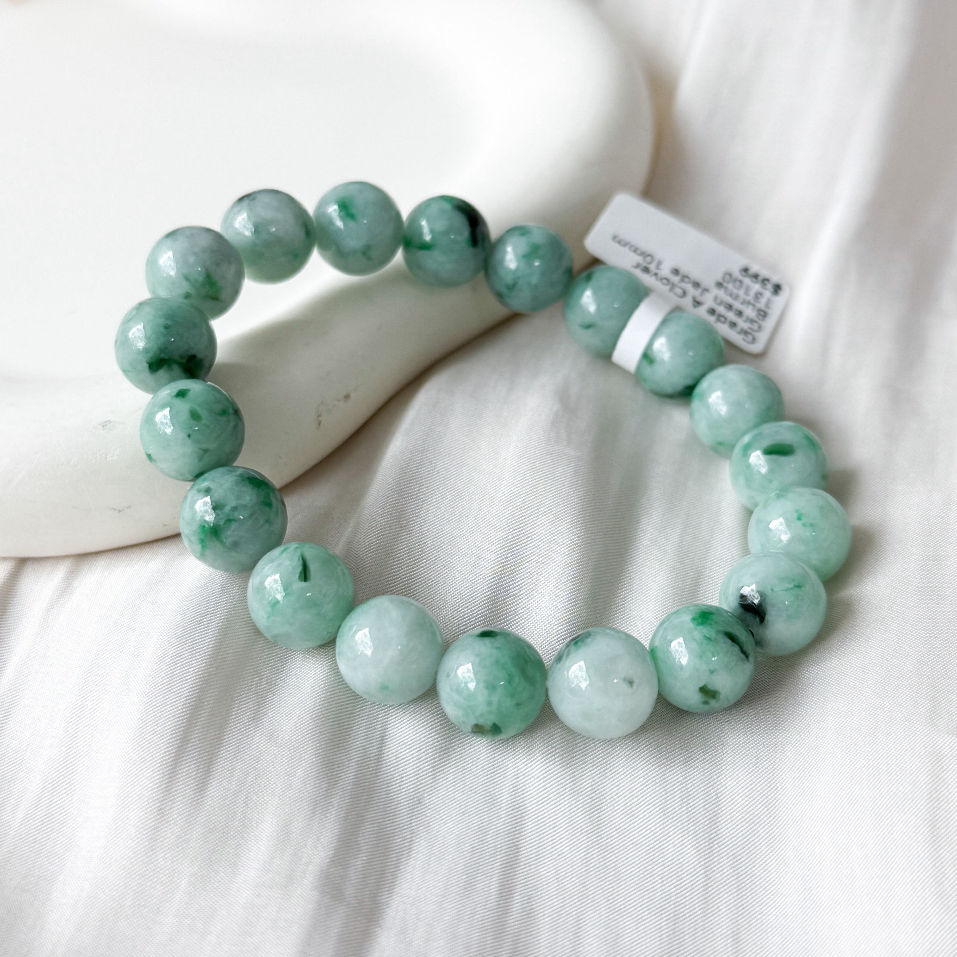 Grade A Clover Green Jade 10mm Bracelet