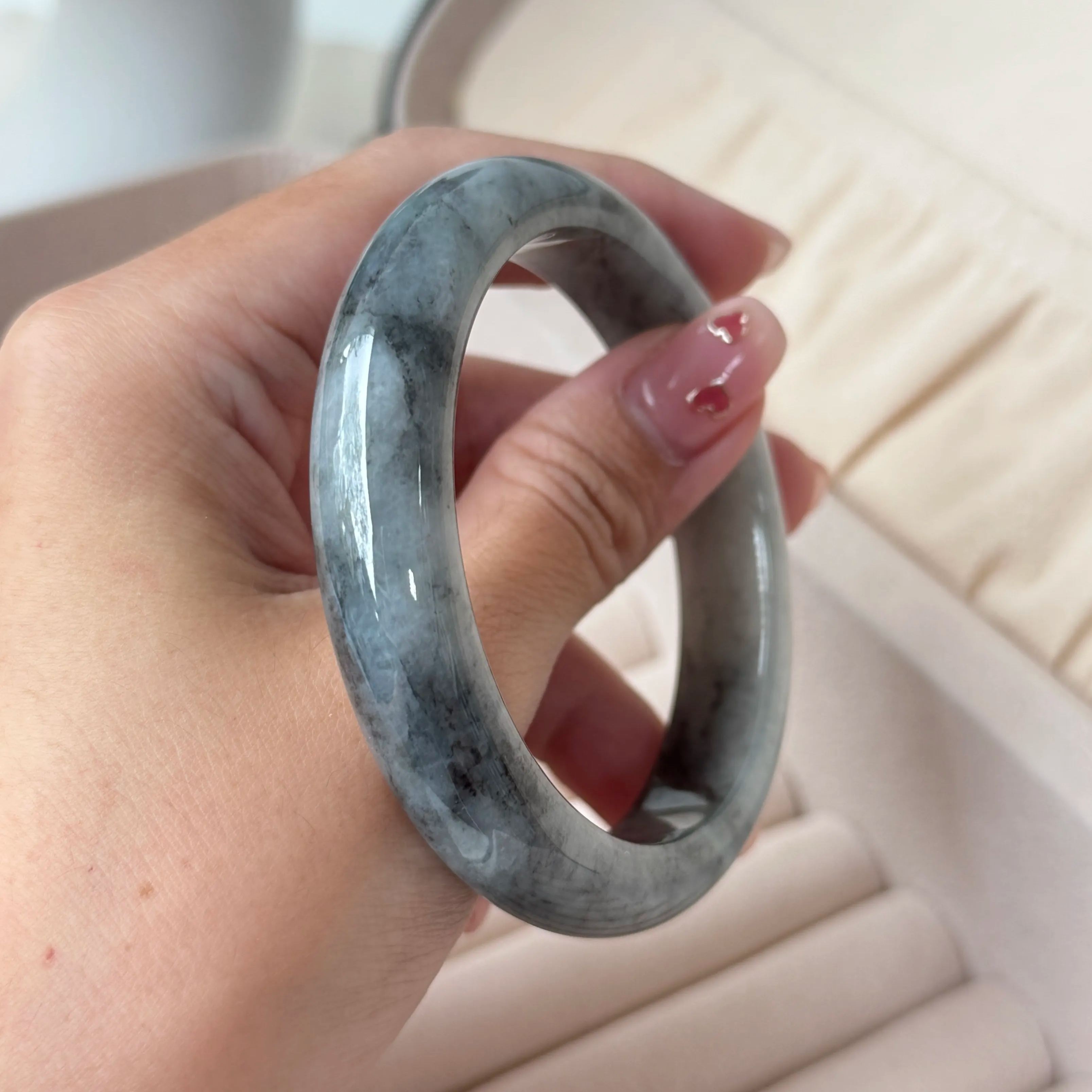Grade A Ash Grey Jade Bangle - S58+/62.8g - CTM