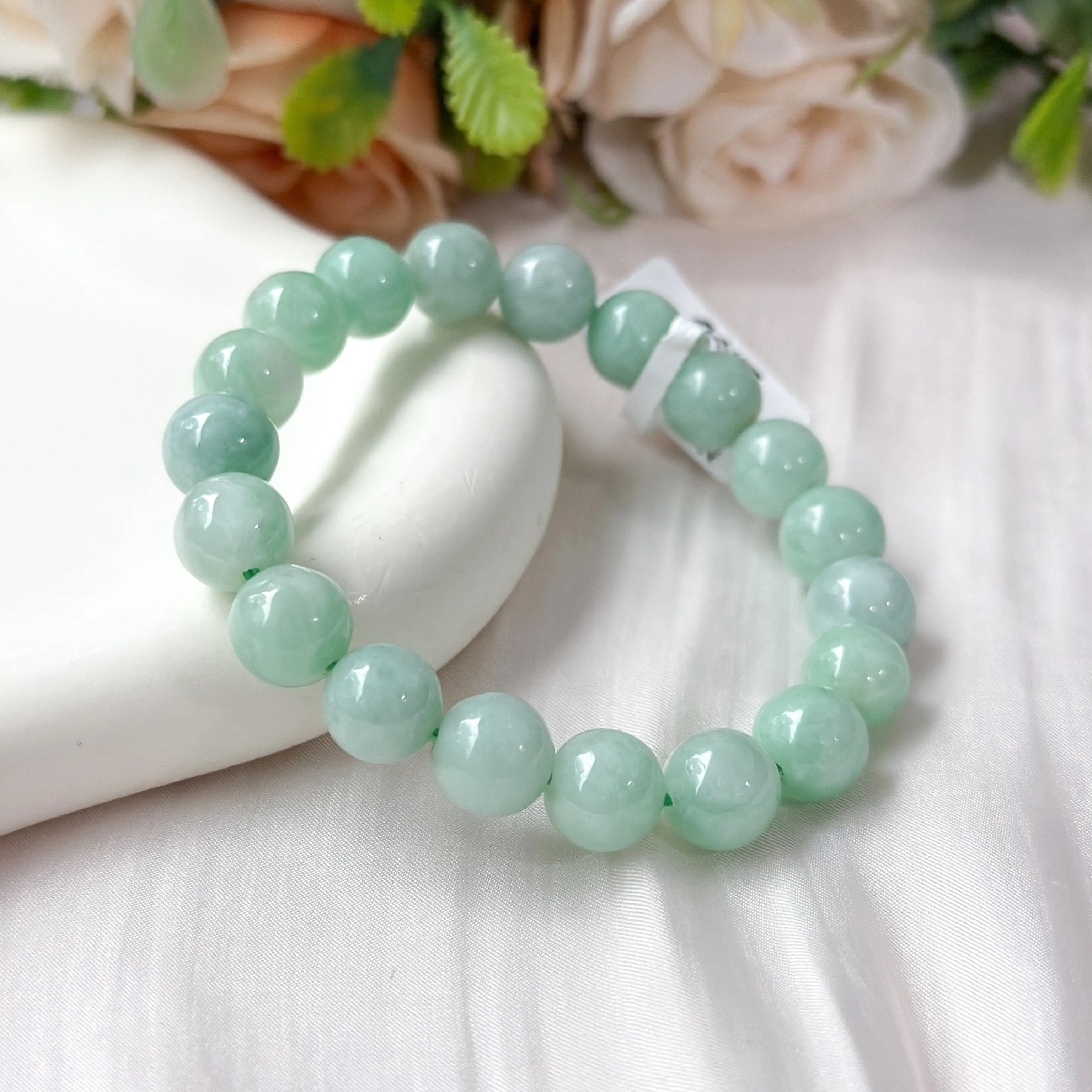 Grade A Pea Green Jade 10mm Bracelet