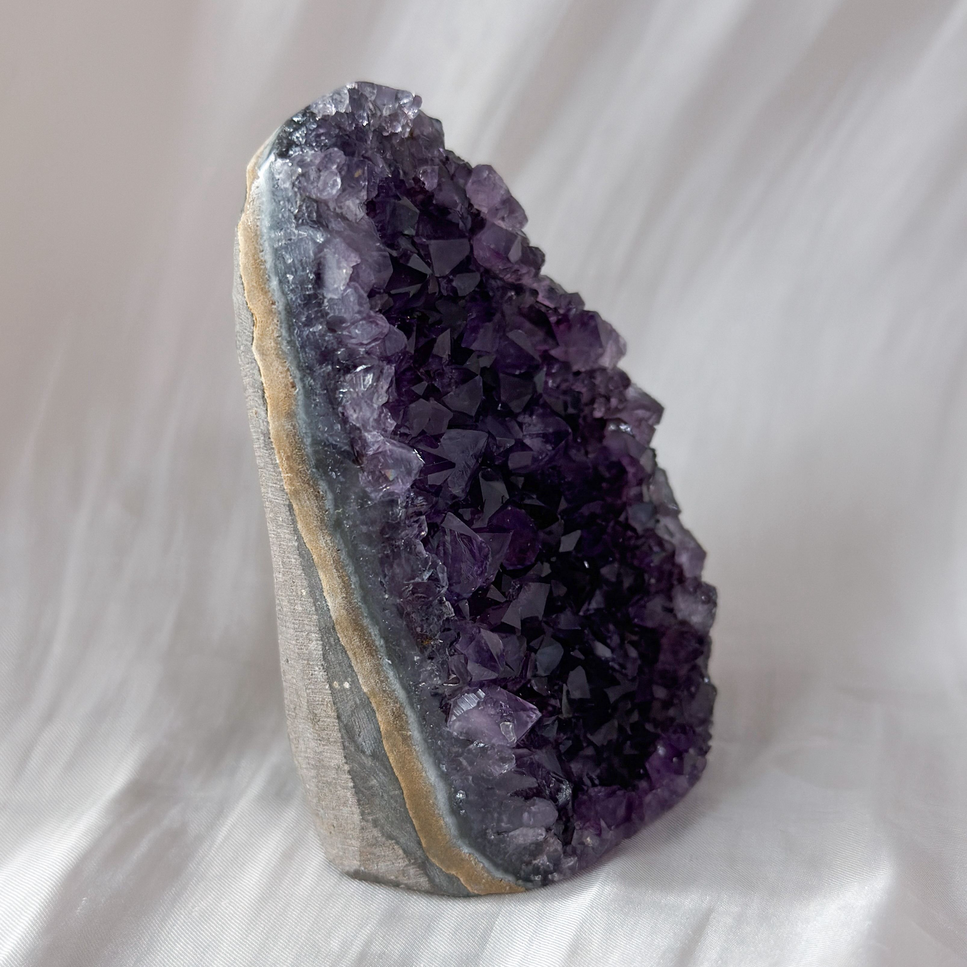 Amethyst Geode - 87.6mm
