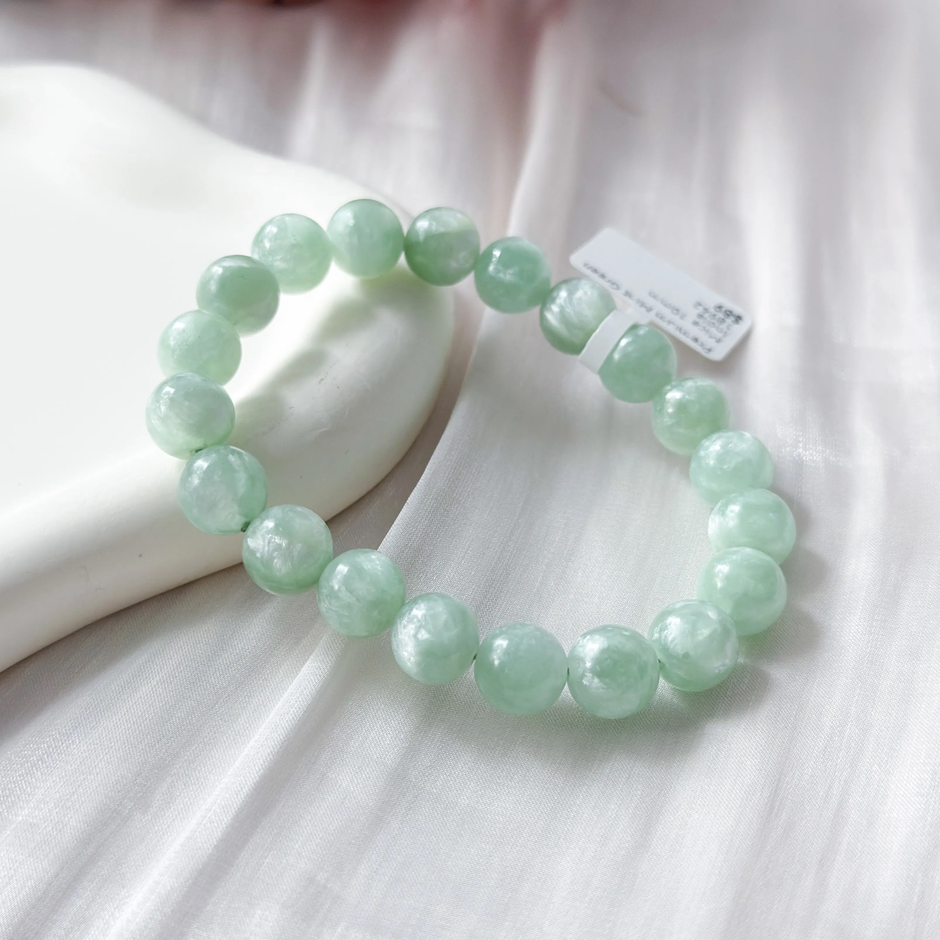 Premium Mint Green Mica 10mm Bracelet