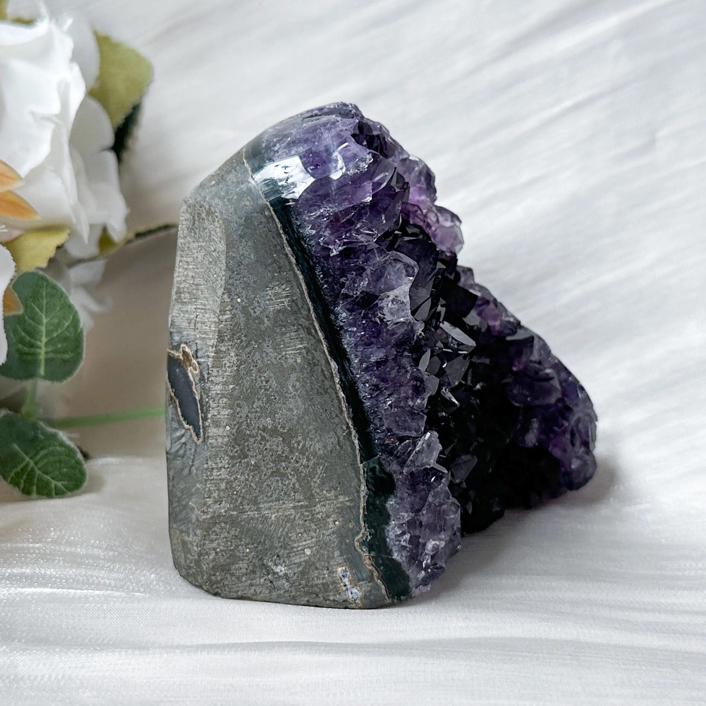 Amethyst Geode - 78mm