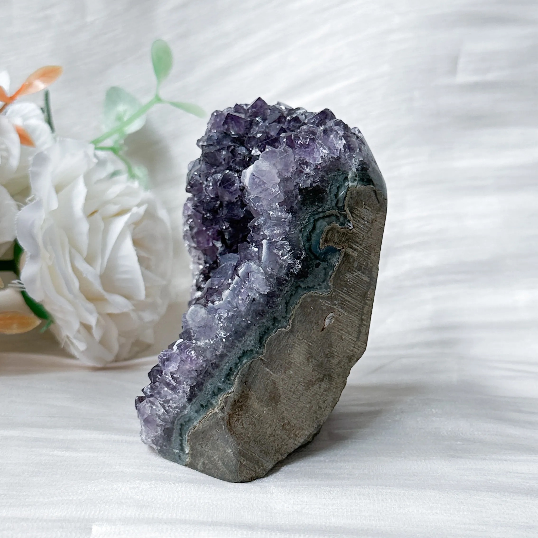 Amethyst Geode - 84mm