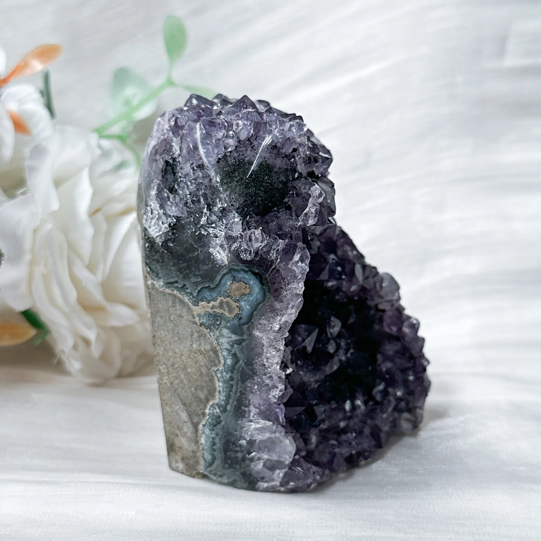 Amethyst Geode - 84mm