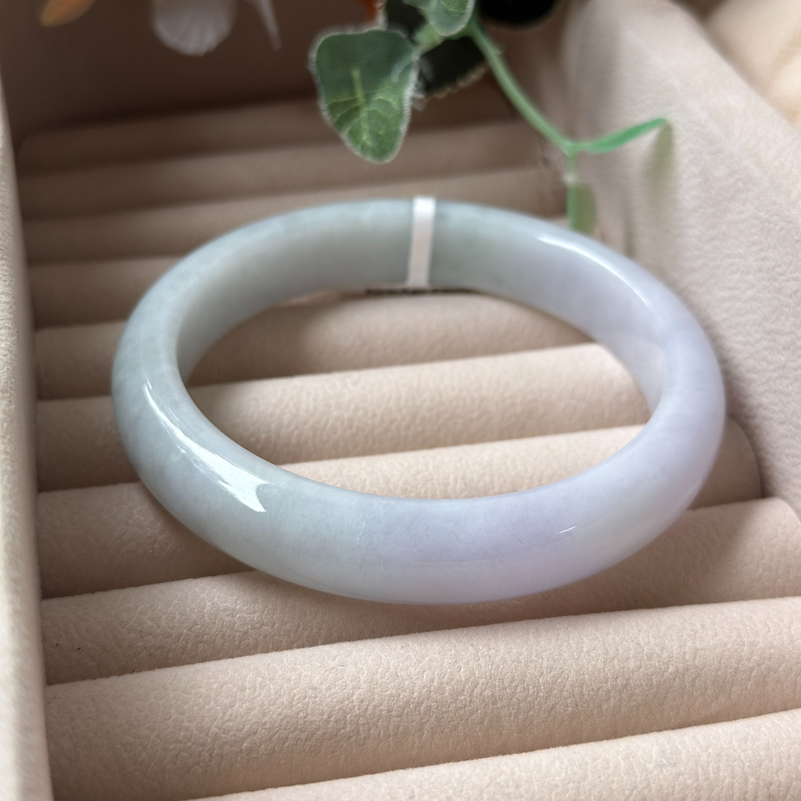 Grade A Nova Lavender Green Jade Bangle - S67/81.8g