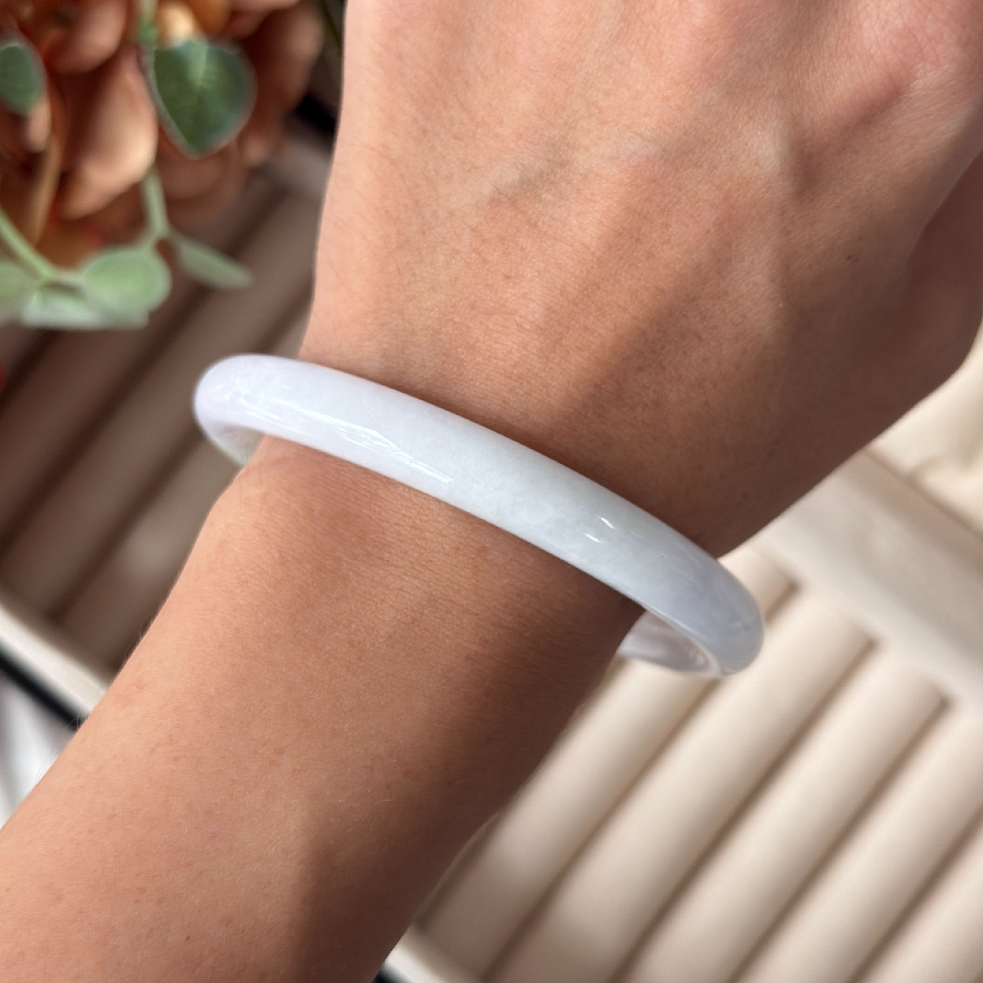 Grade A Soft Lavender Green Yuan Tiao Jade Bangle - S58/41.6g