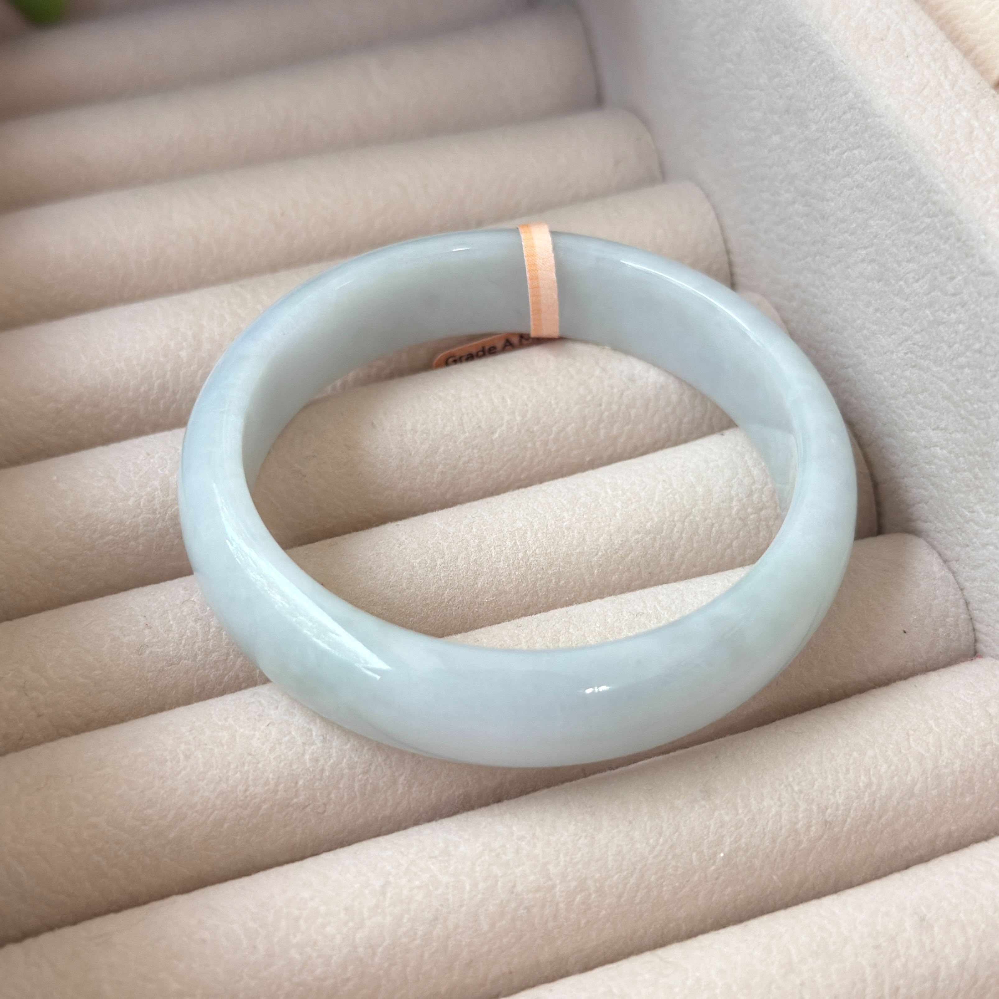 Grade A Mint Green Jade Bangle - S52+/43.1g