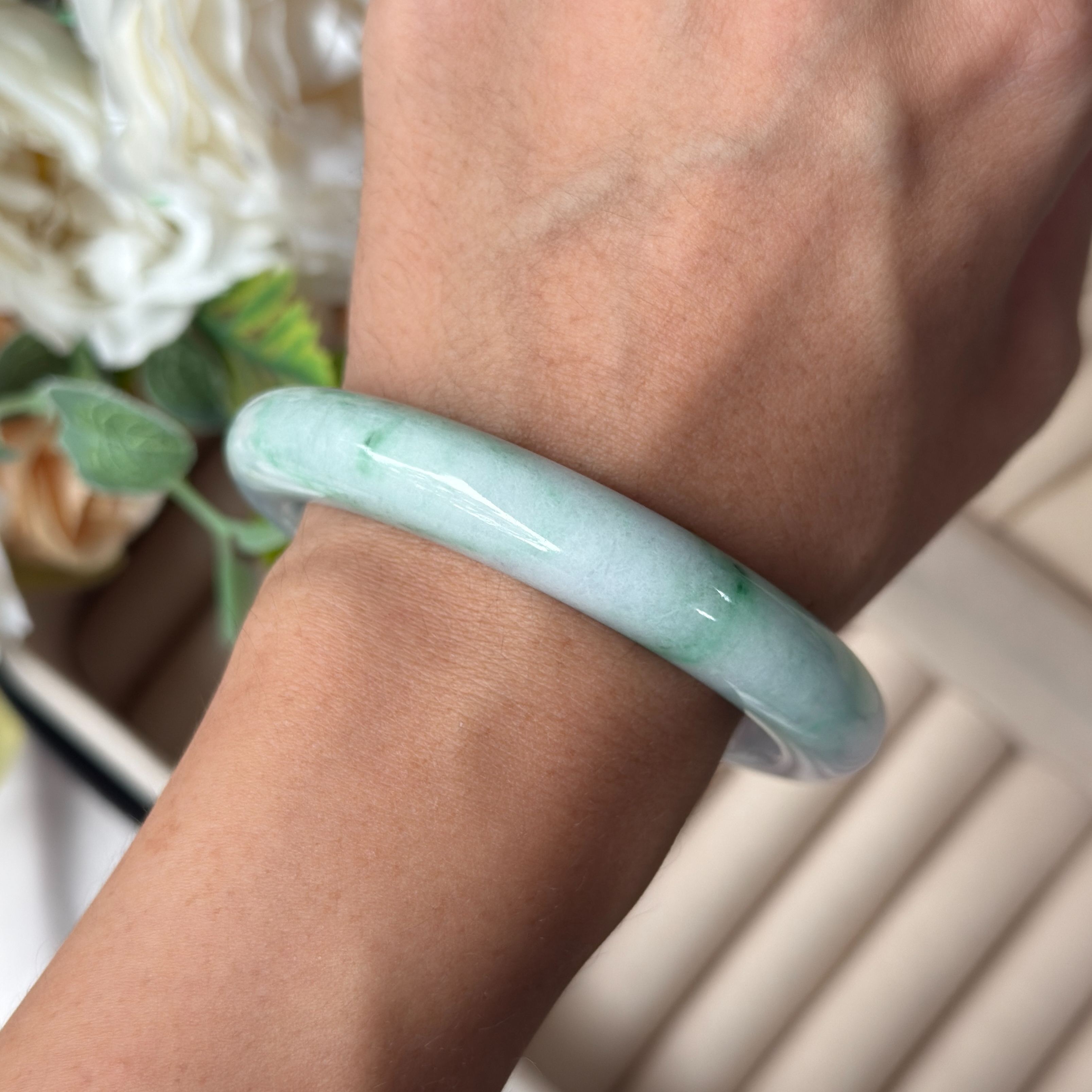 Grade A Flora Green Jade Bangle - S57/60.5g