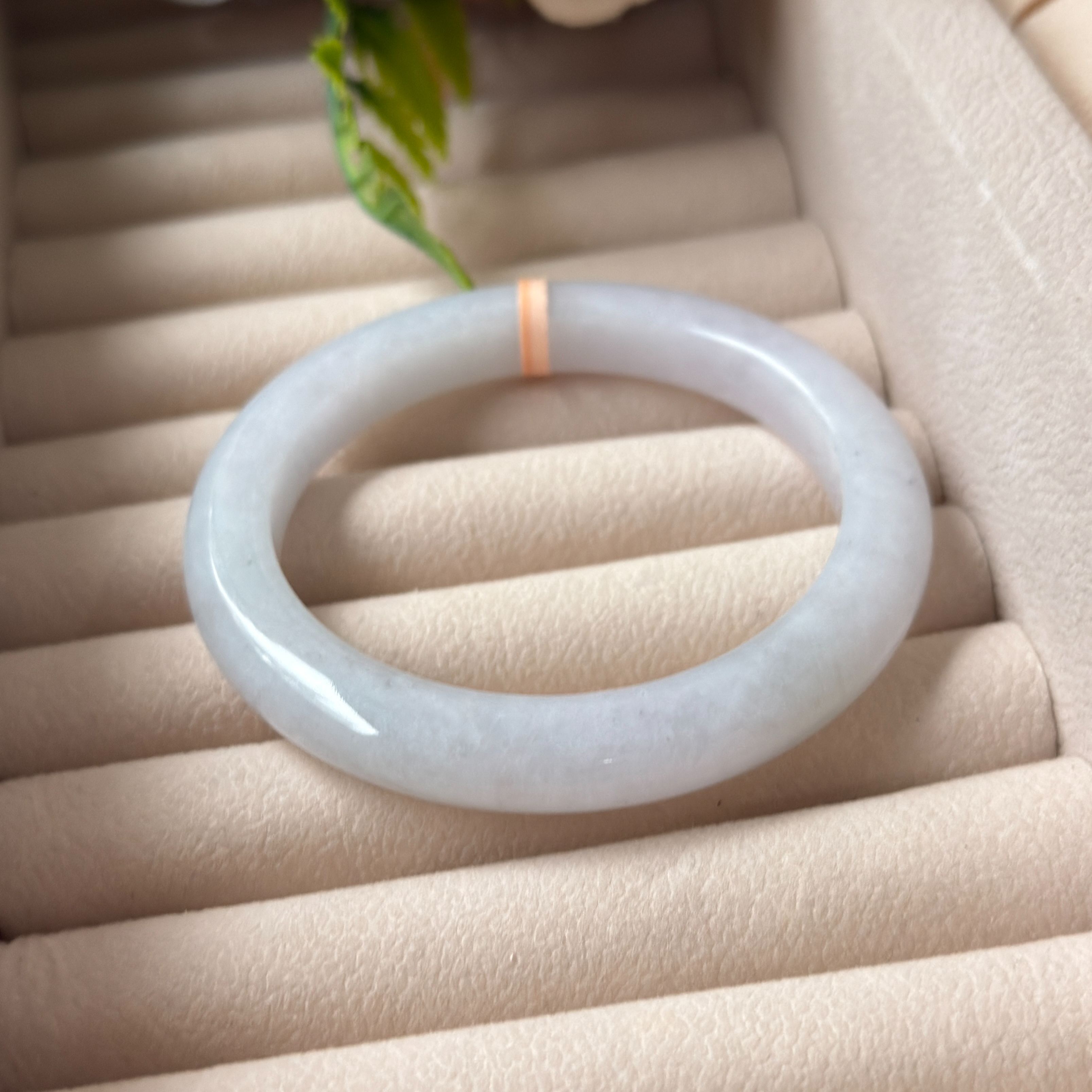 Grade A Lilac Mist Jade Bangle - S55+/49.6g