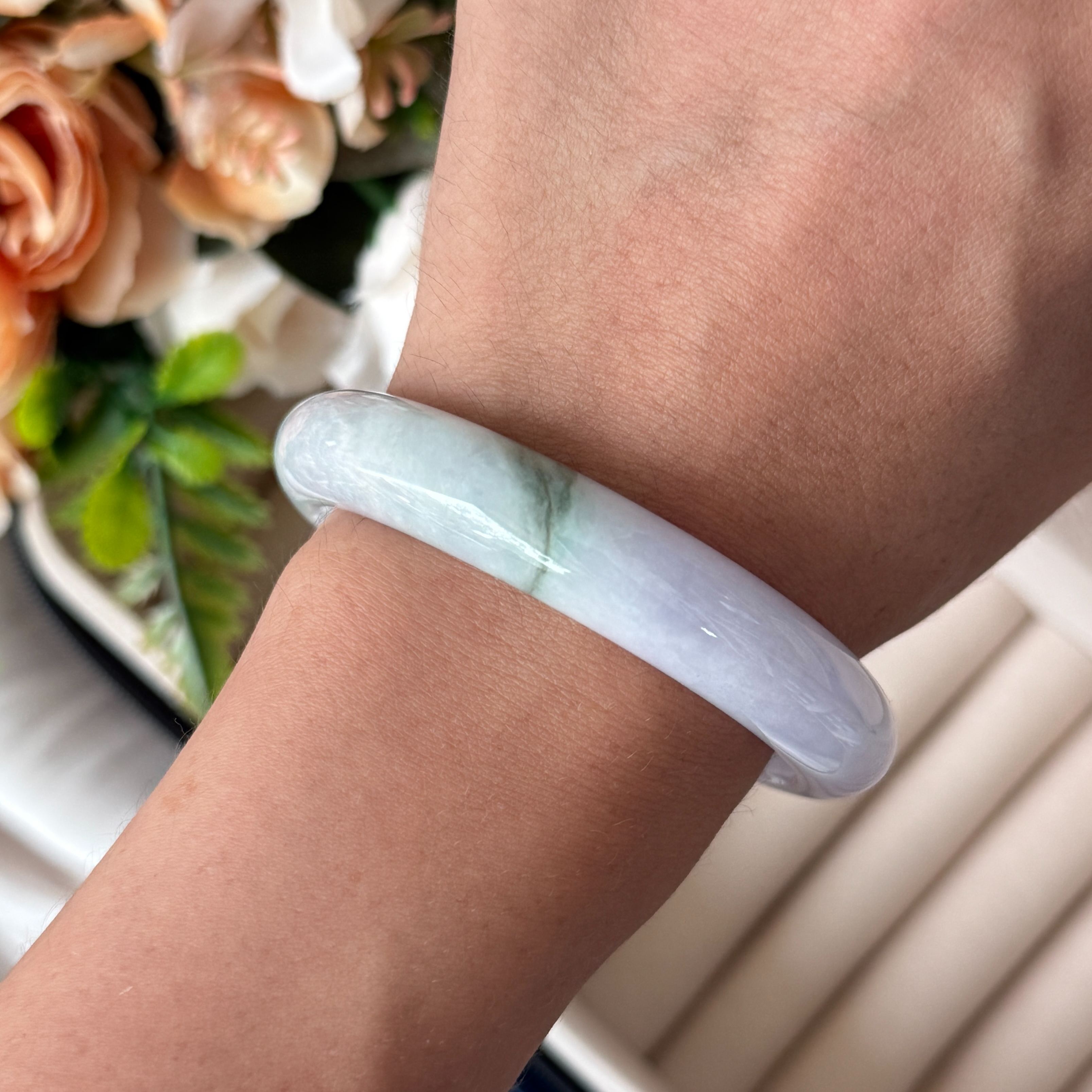 Grade A Snowy Indigo Flora Green Jade Bangle - S52/45.3g