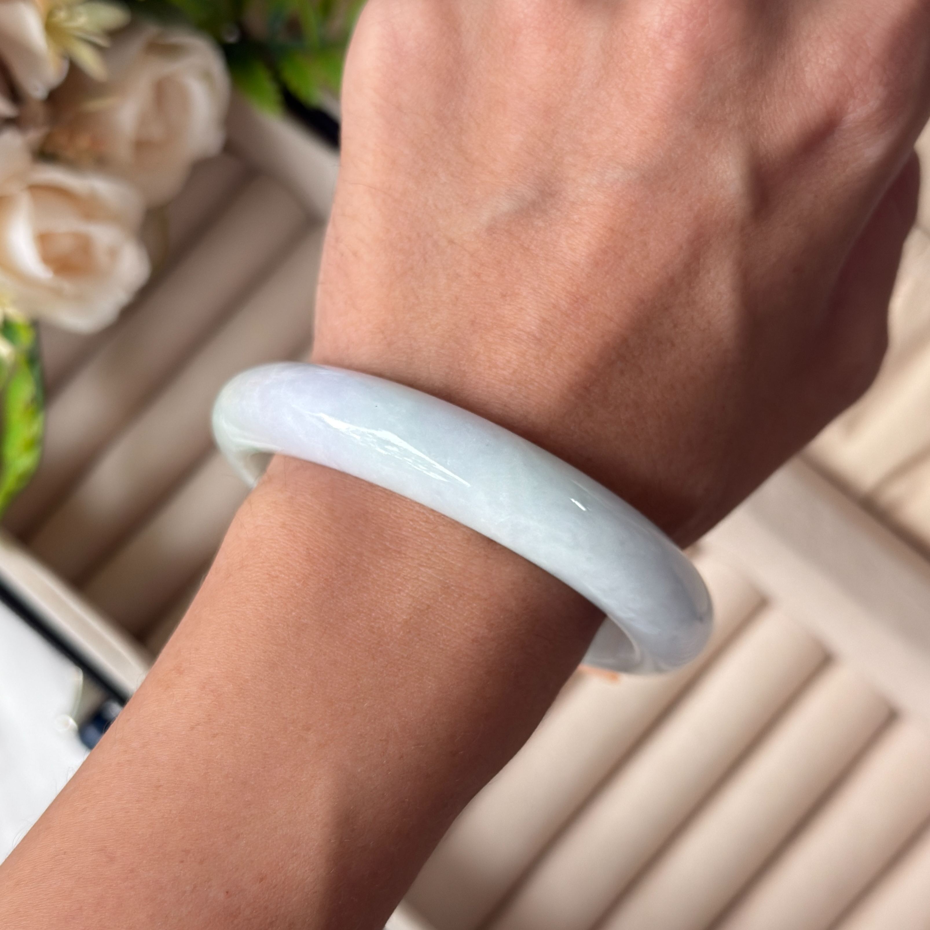 Grade A Celadon Breeze Jade Bangle  - S57+/60g