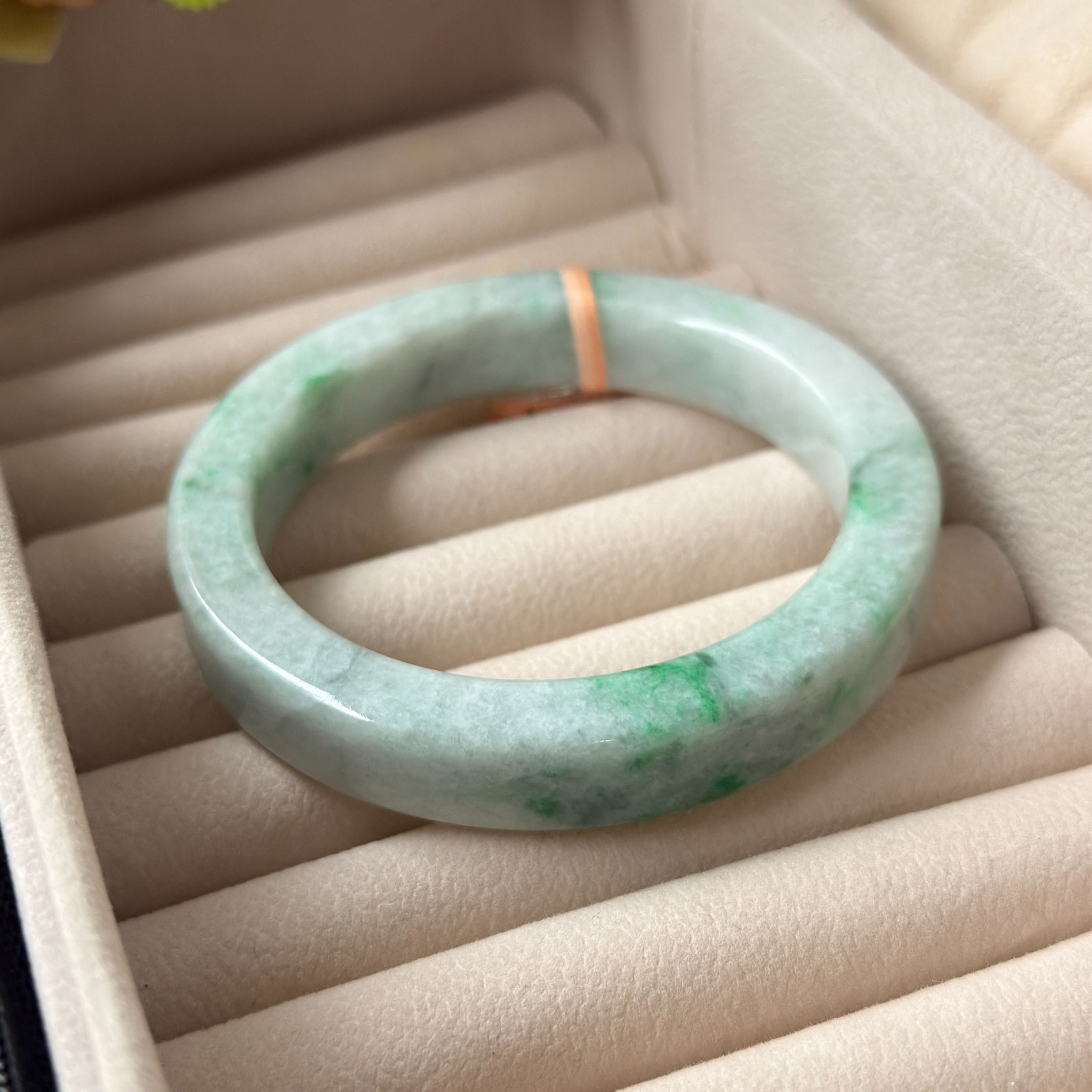 Grade A Flora Green Jade Princess Bangle - S61/78.5g