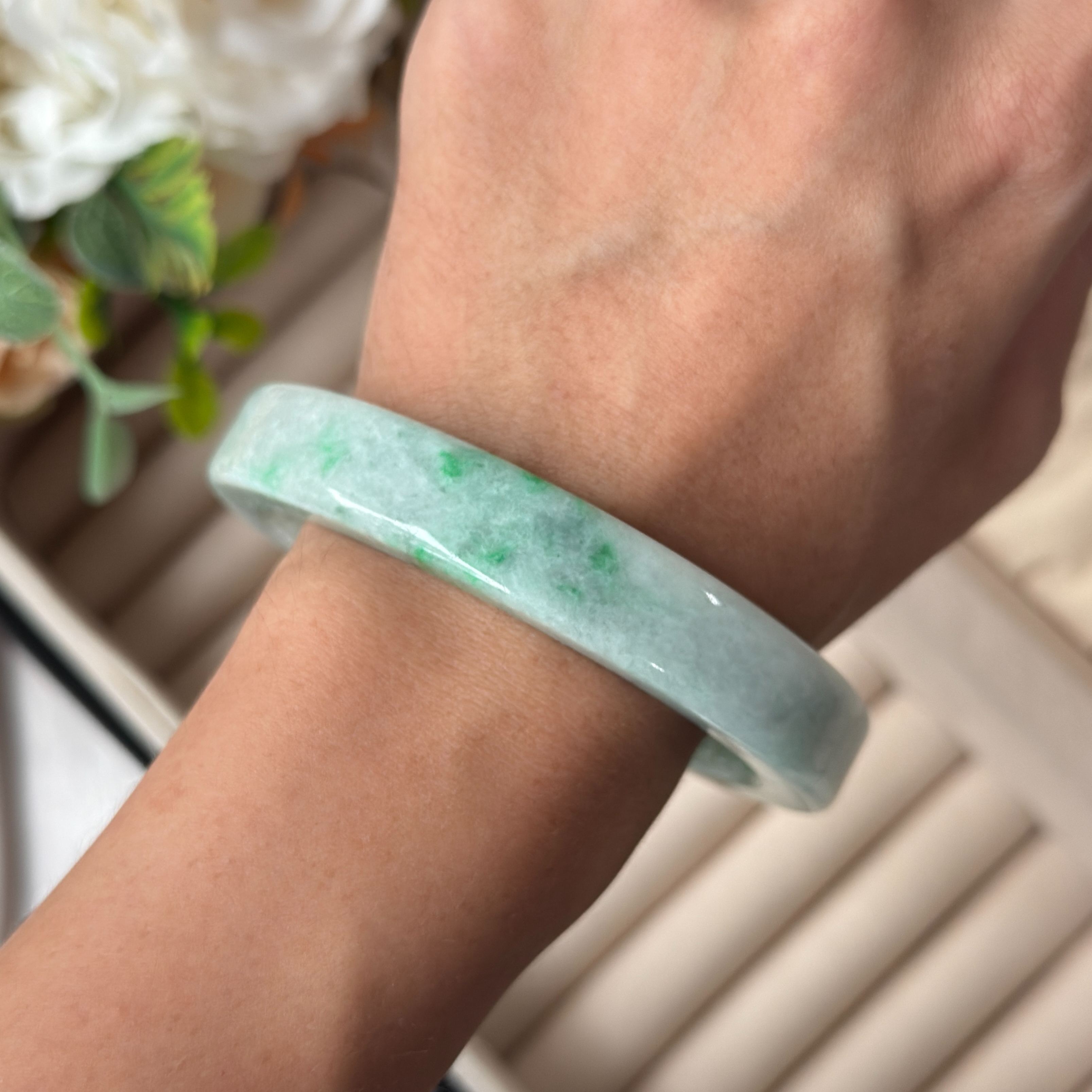 Grade A Flora Green Jade Princess Bangle - S61/78.5g