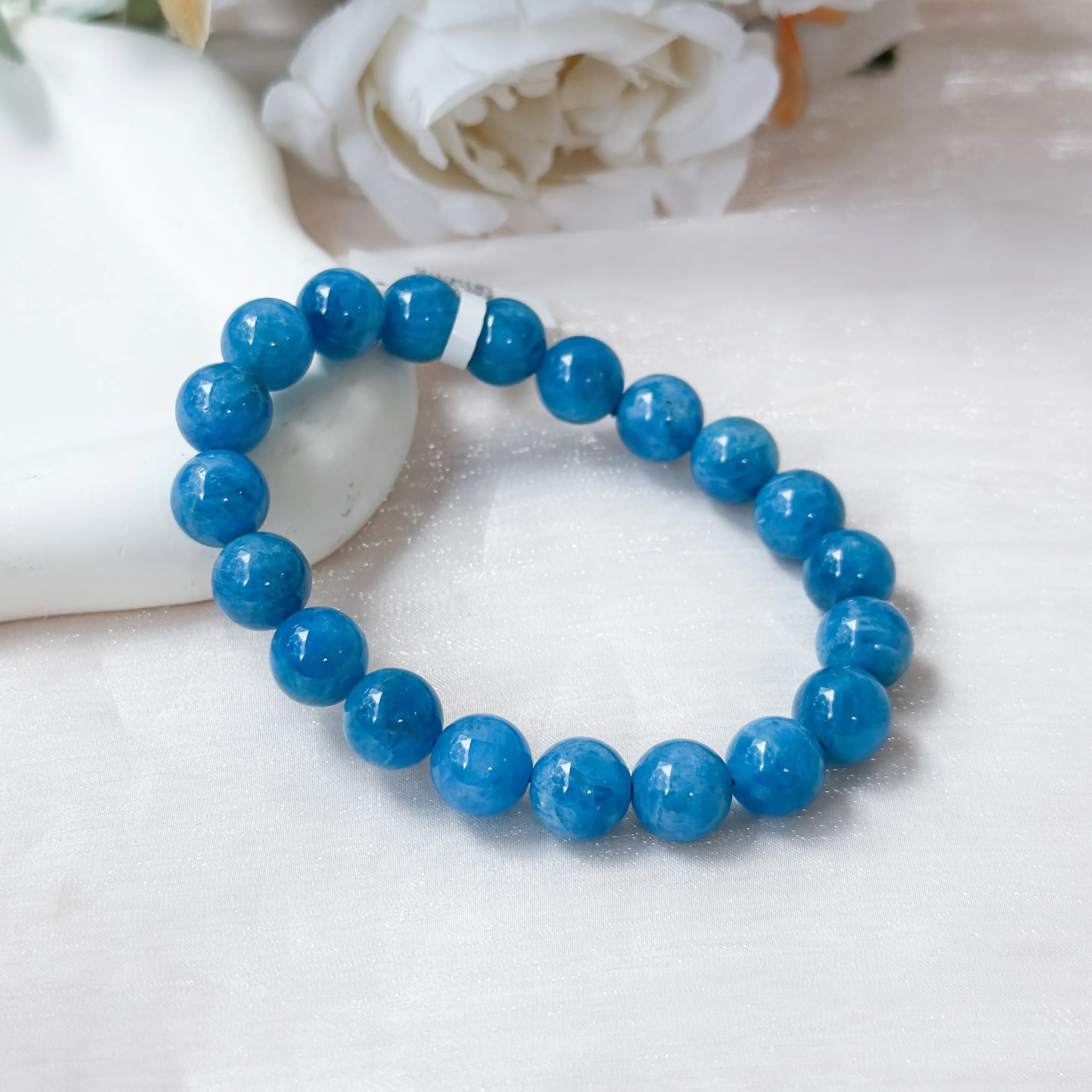 Cat's Eye Apatite AAA+ 10mm Bracelet