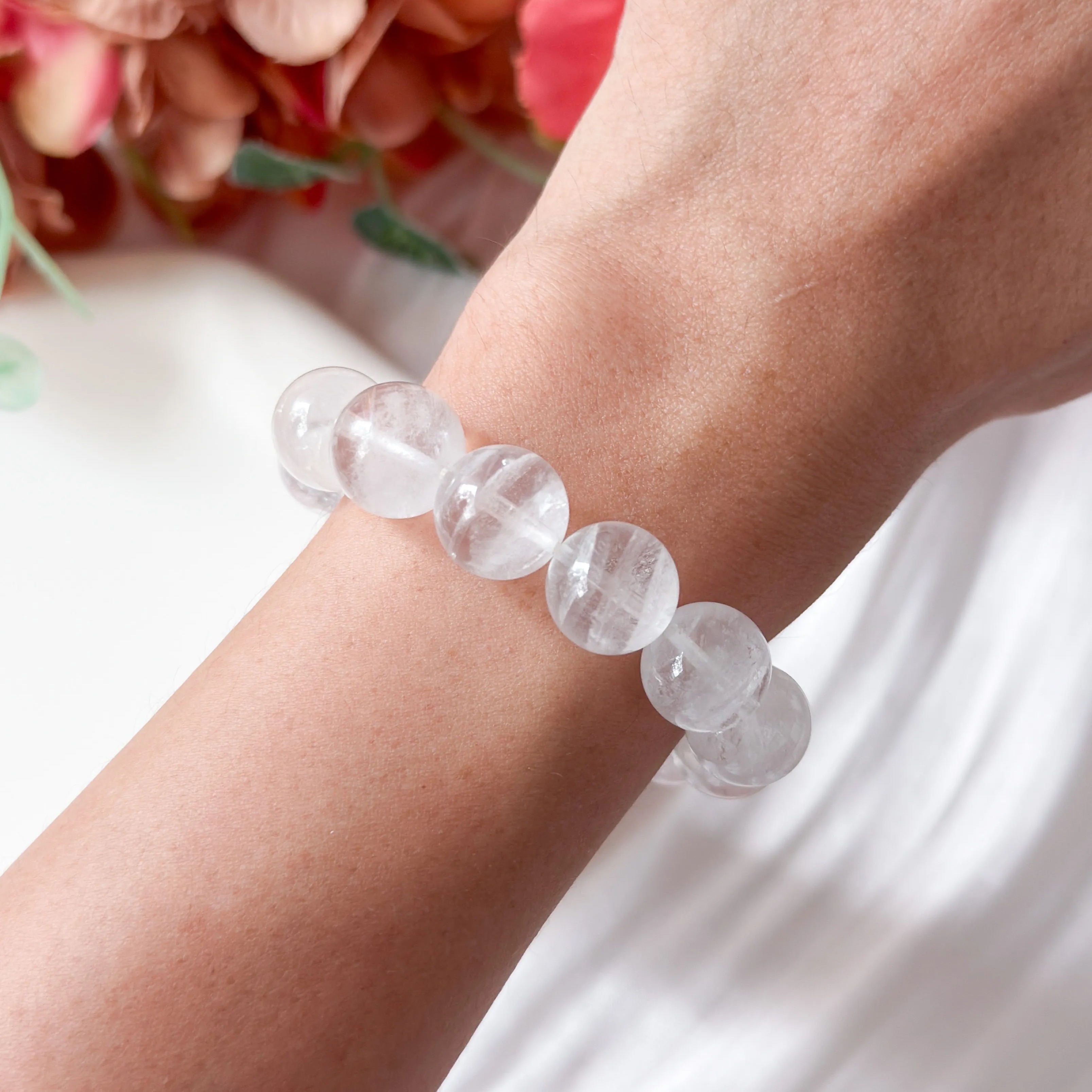Snow Flurry Phantom 11-12mm Bracelet