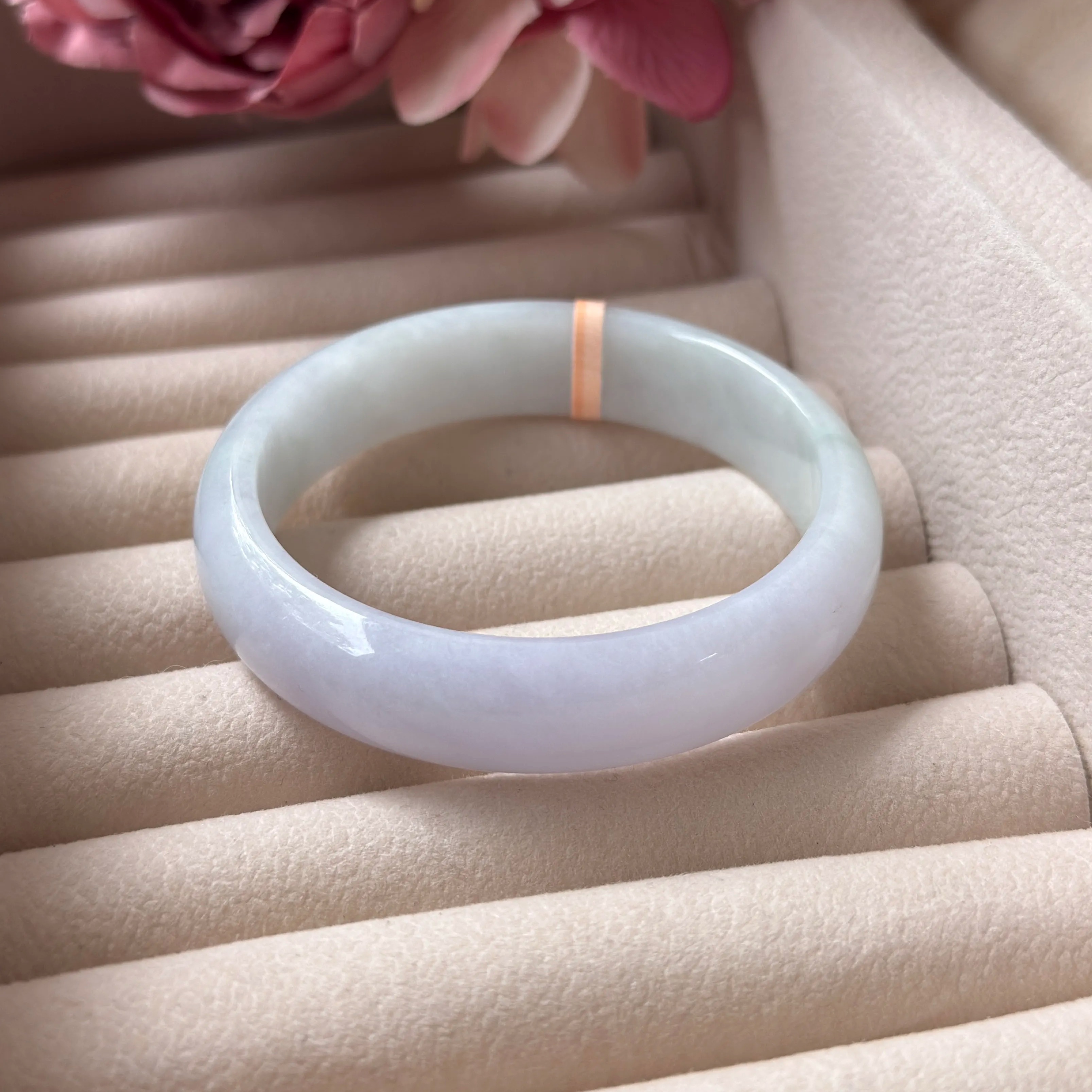 Grade A Sage Lavender Green Jade Bangle - S52+/43.1g