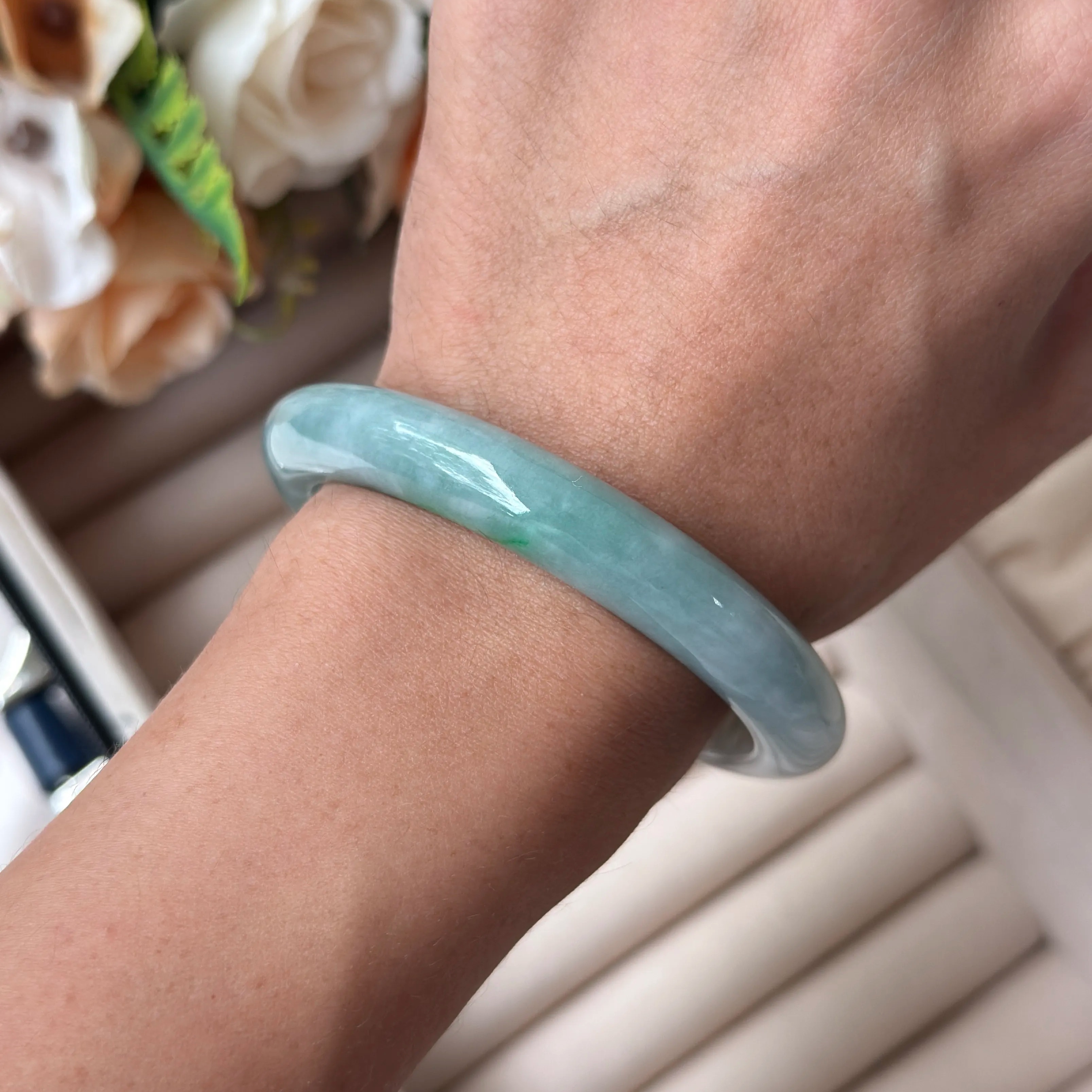 Grade A Waterhue Green Jade Bangle - S54/42.3g