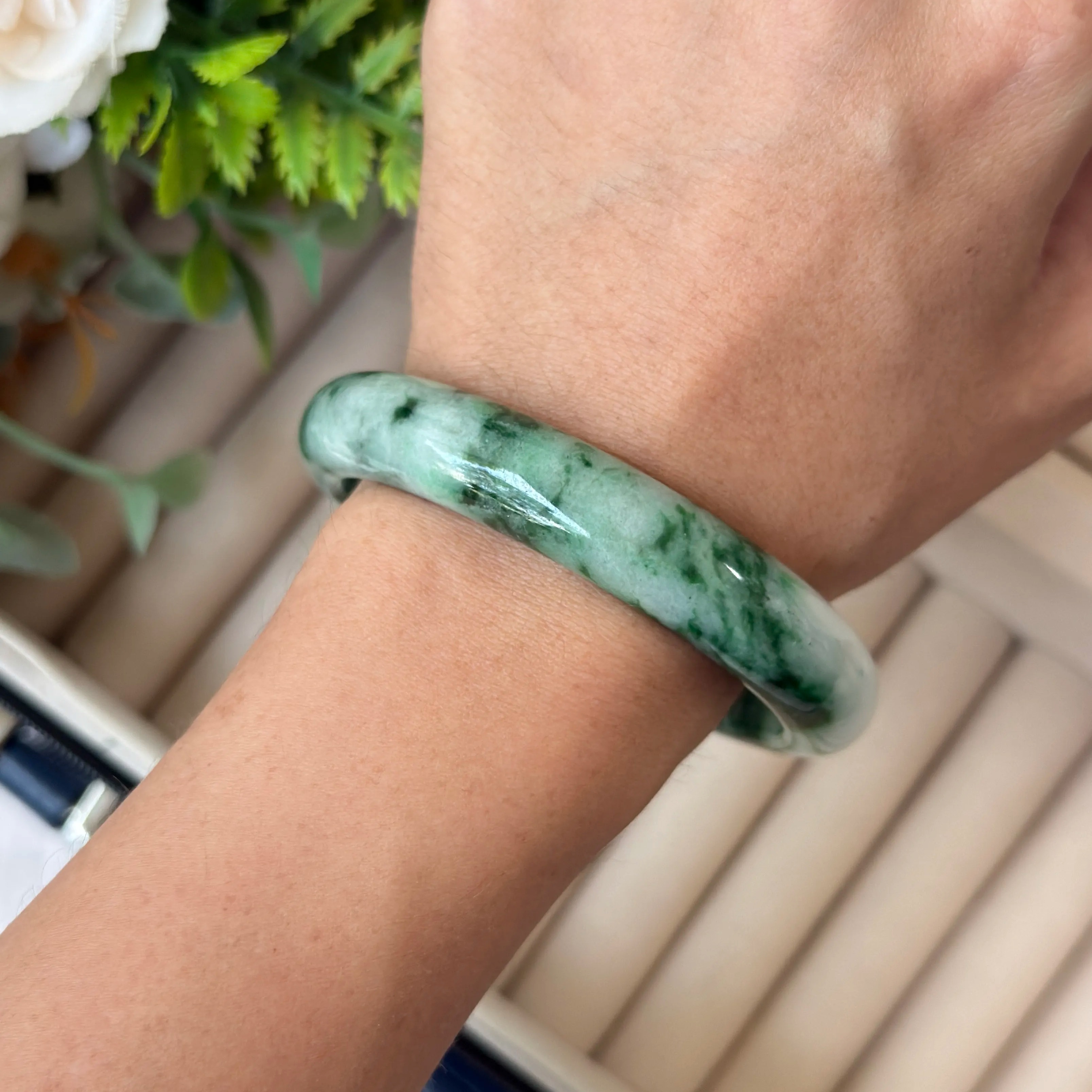 Grade A Monstera Flora Green Jade Bangle - S58+/55.5g