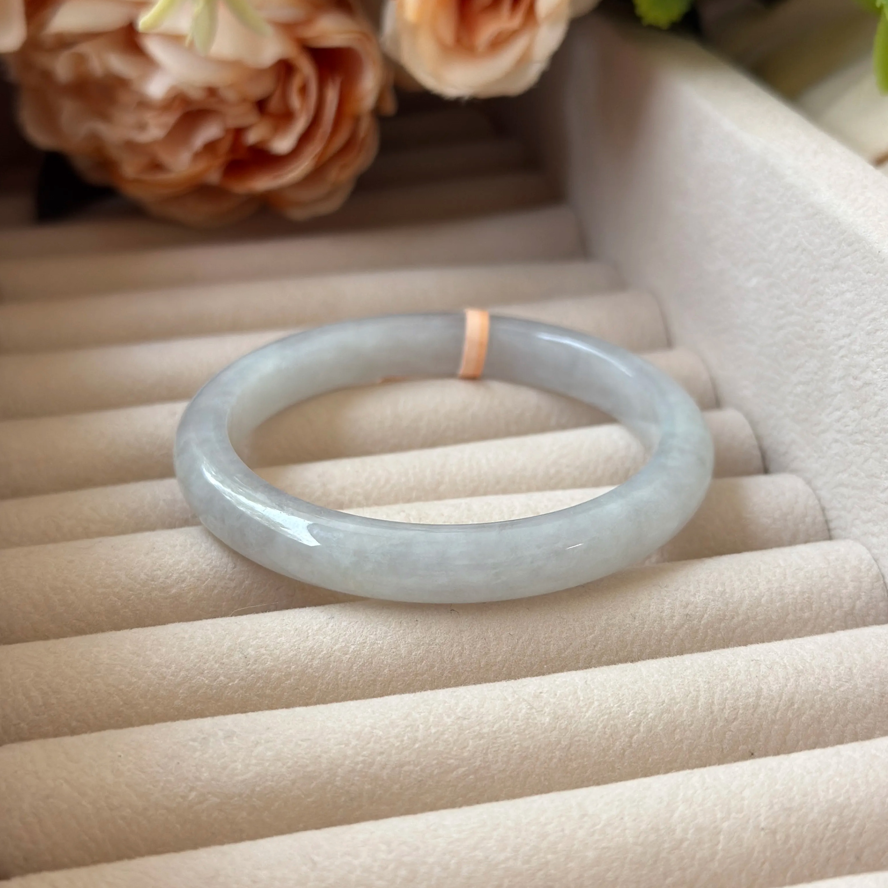 Grade A Frosty Lavender Jade Bangle - S52+/30.6g