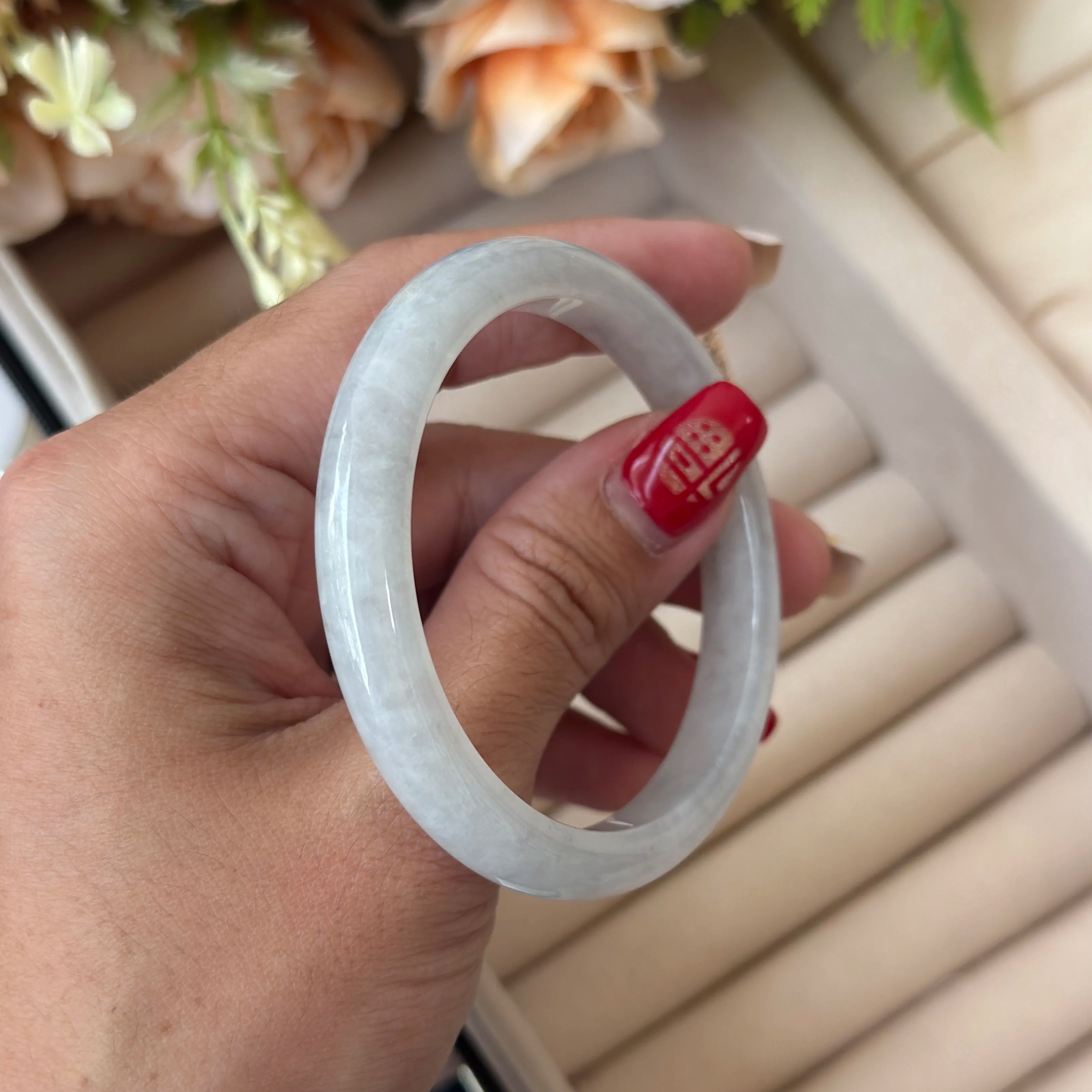 Grade A Frosty Lavender Jade Bangle - S52+/30.6g