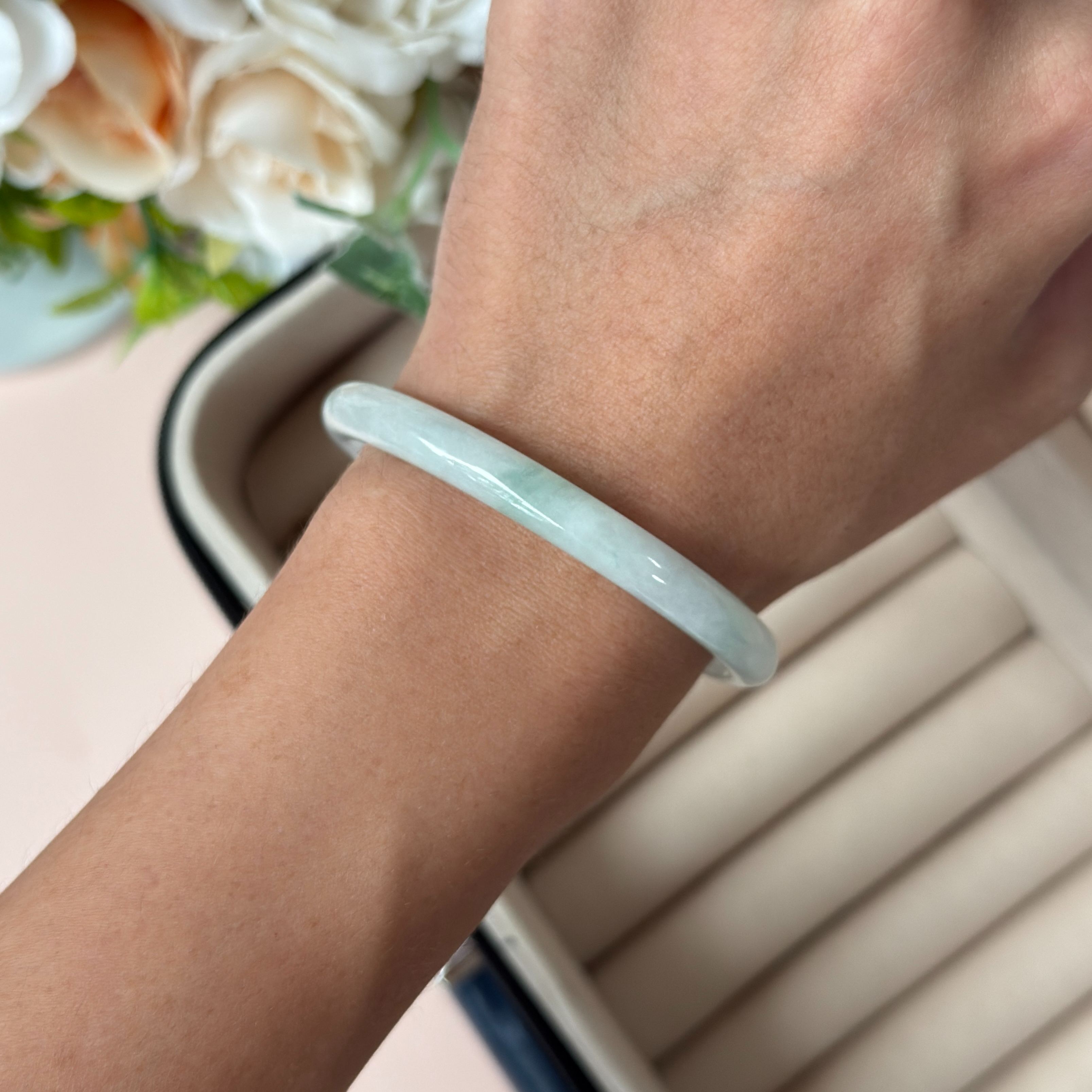 Grade A Dewlight Green Jade Xi Tiao Bangle - S51+/18.4g