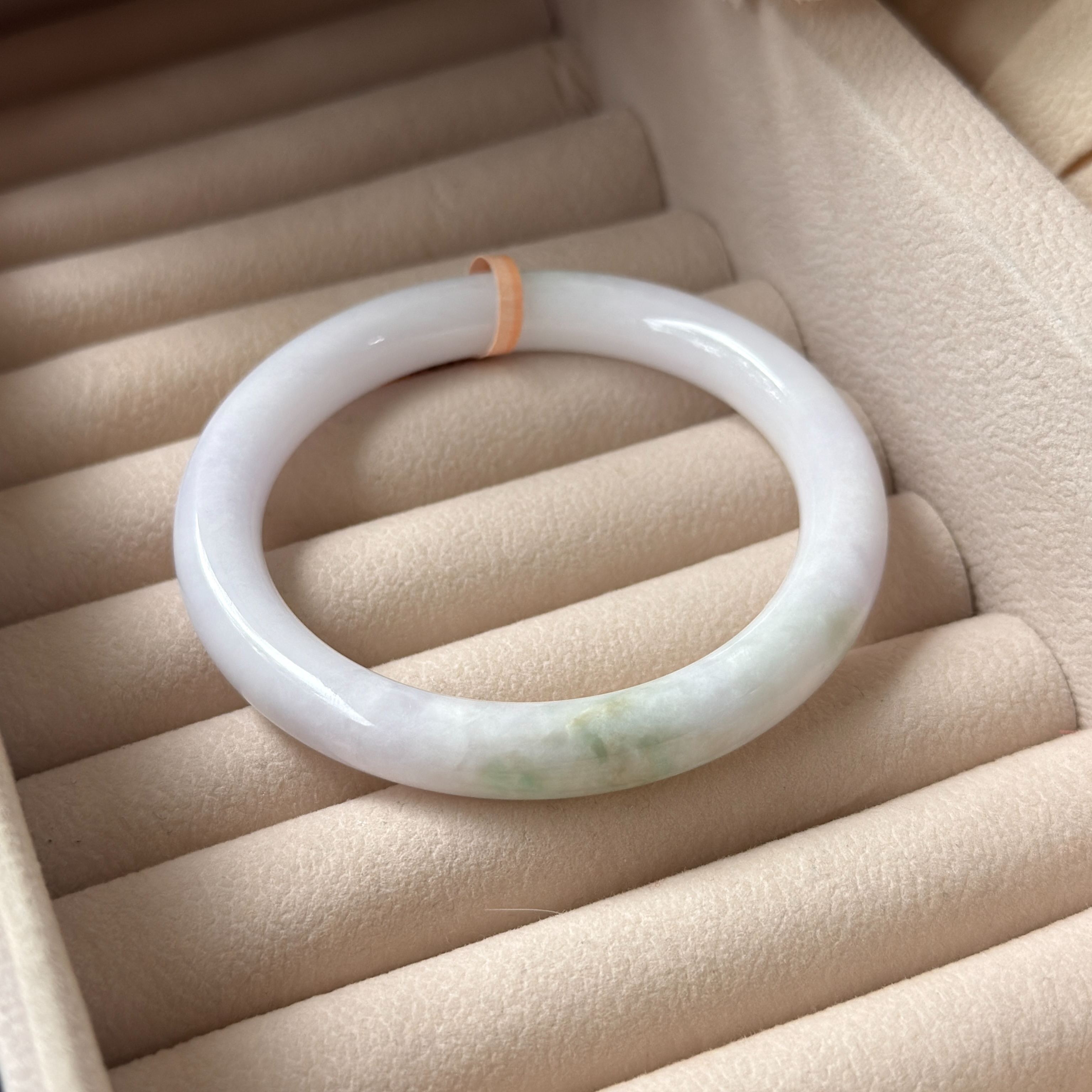 Grade A Soft Lavender Green Yuan Tiao Jade Bangle - S55+/43.9g
