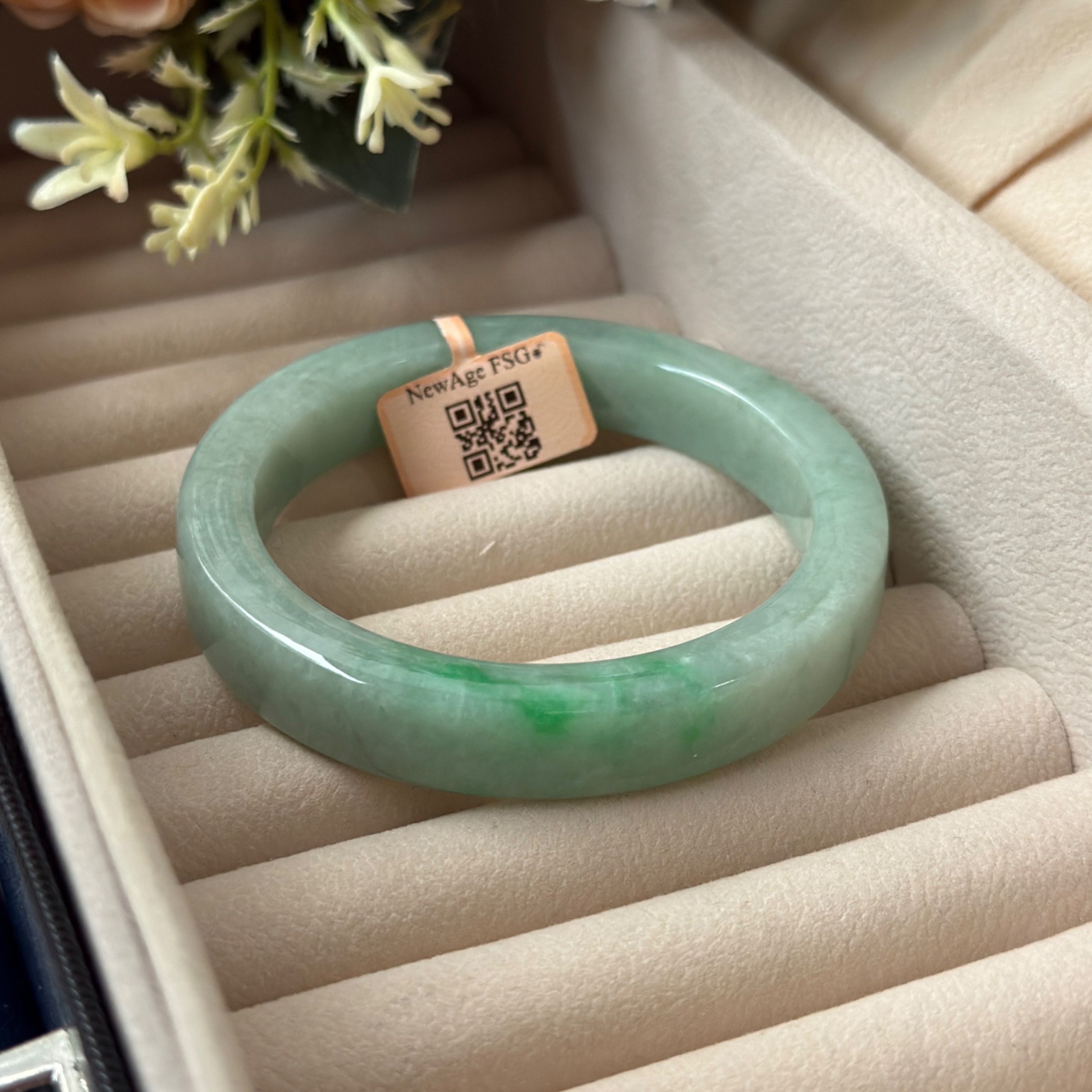 Grade A Apple Green Princess Cut Jade Bangle - S61+/77.6g