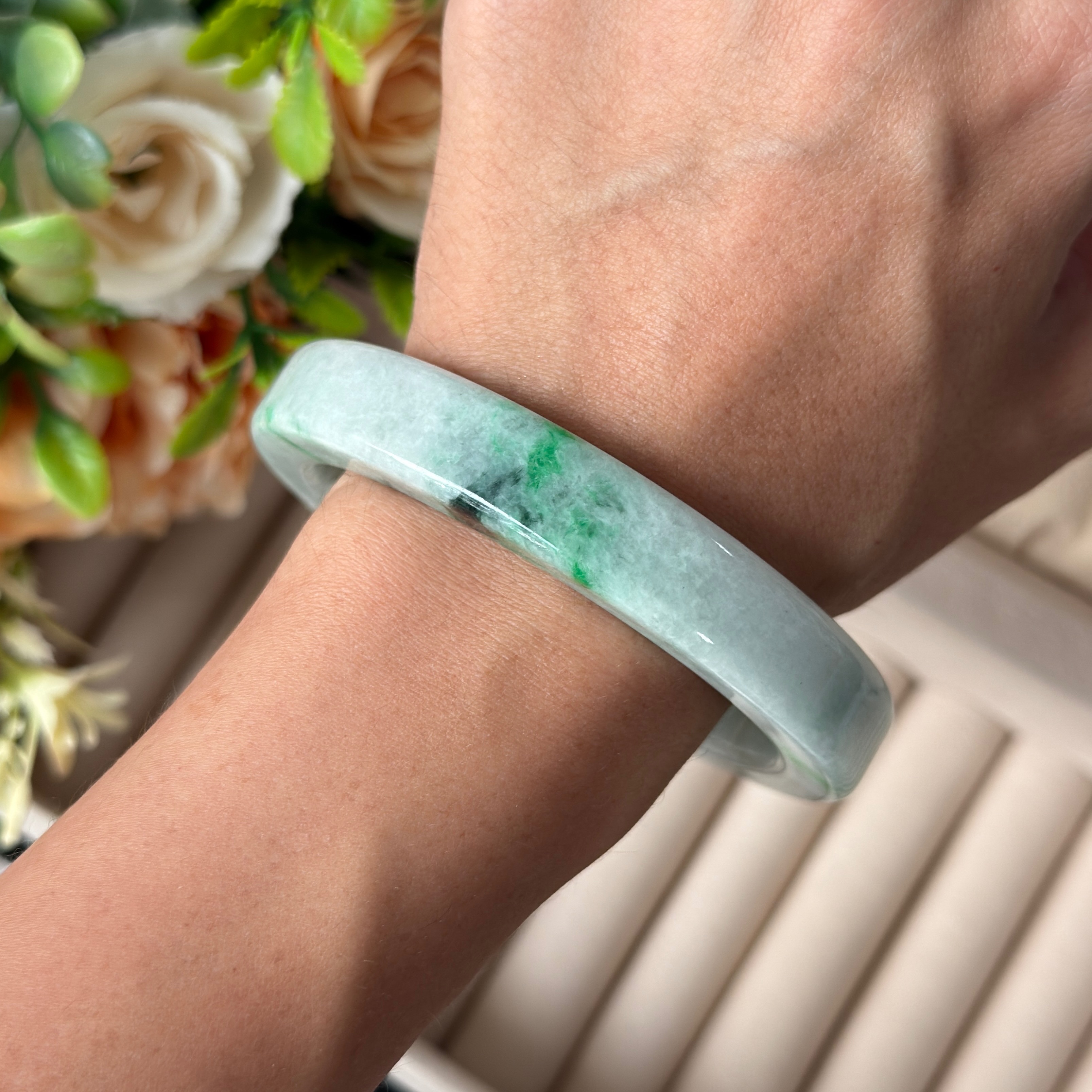 Grade A Flora Green Princess Cut Jade Bangle - S61+/76.5g