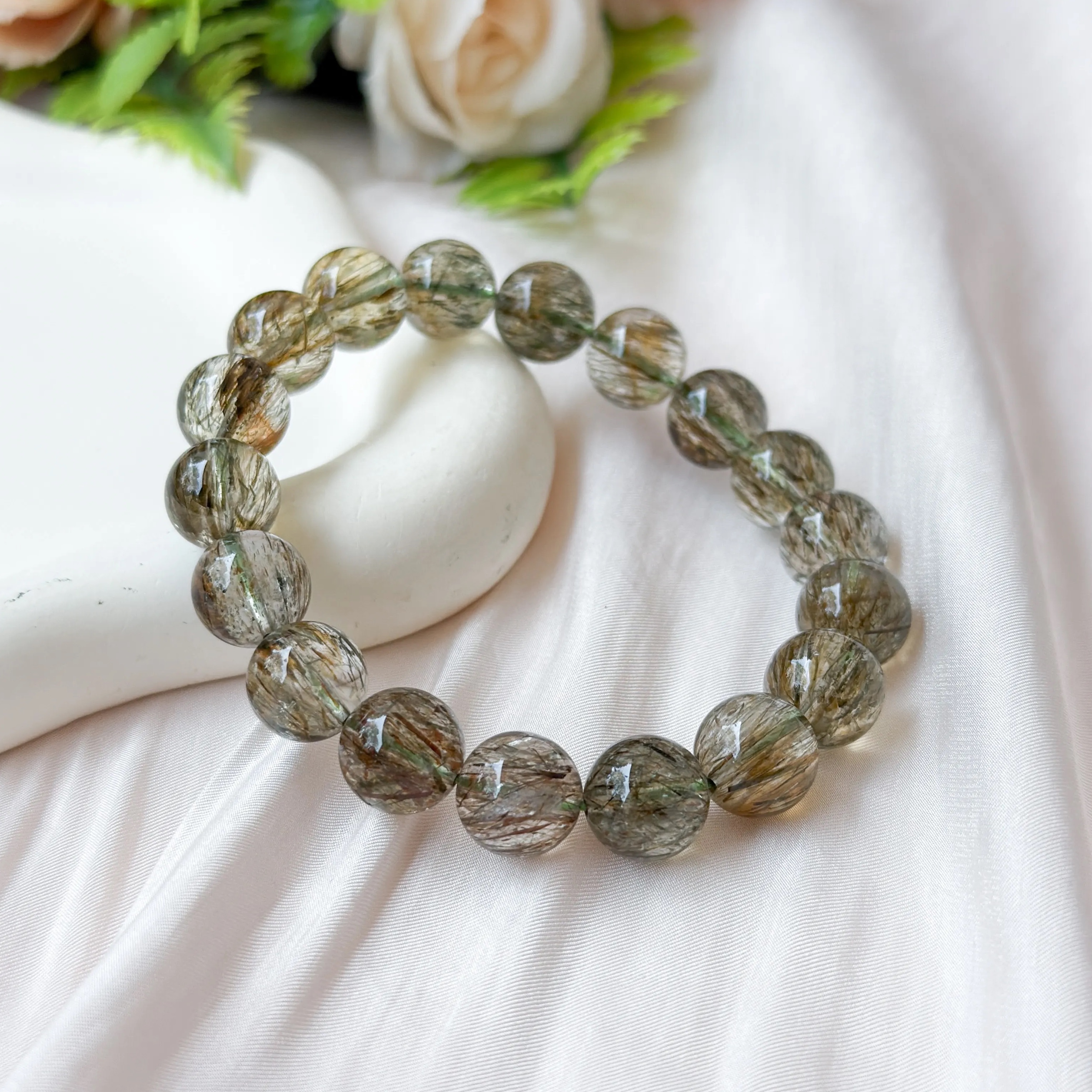 Green Tourmalinated Quartz 10-11mm AAA+ Bracelet