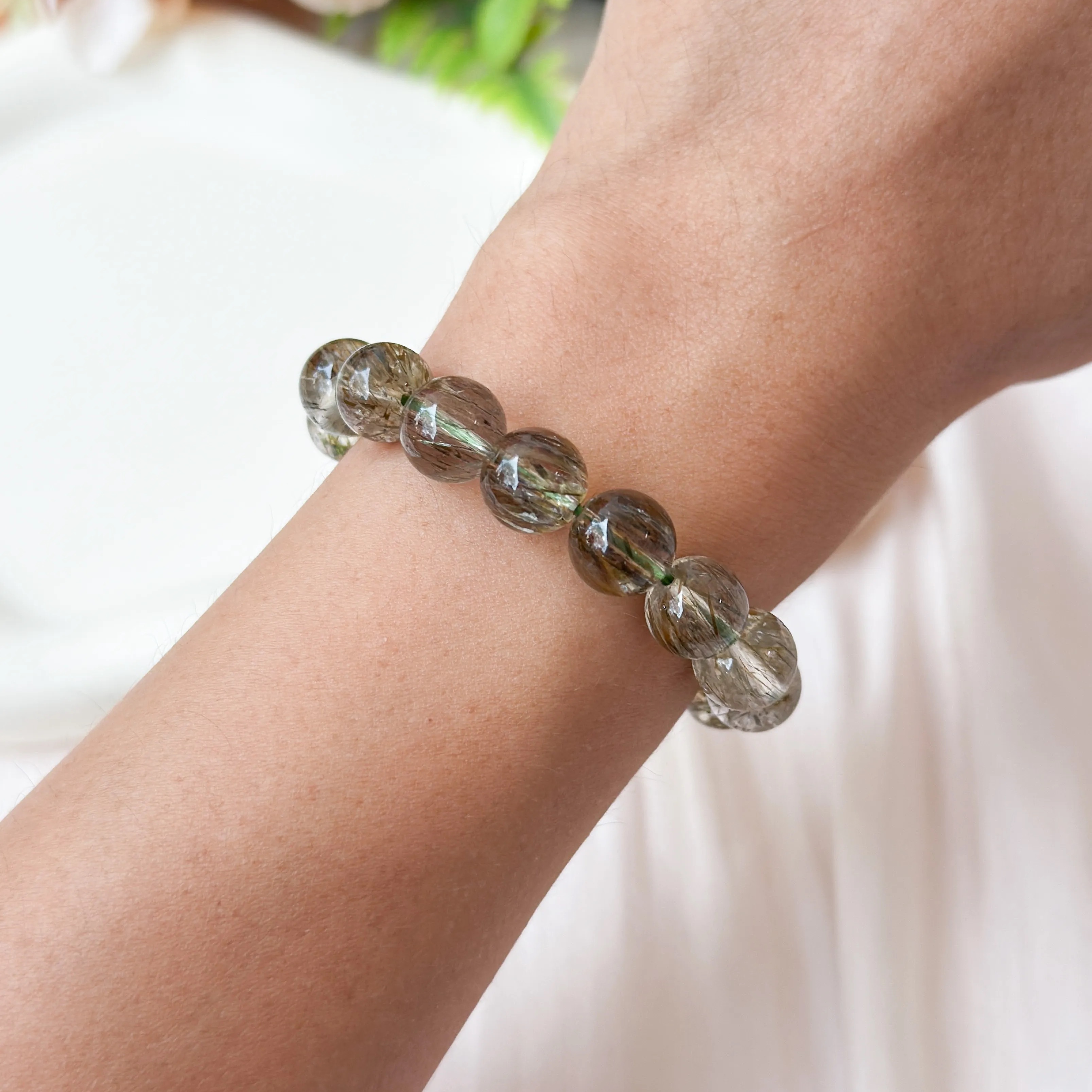 Green Tourmalinated Quartz 9+mm AAA+ Bracelet