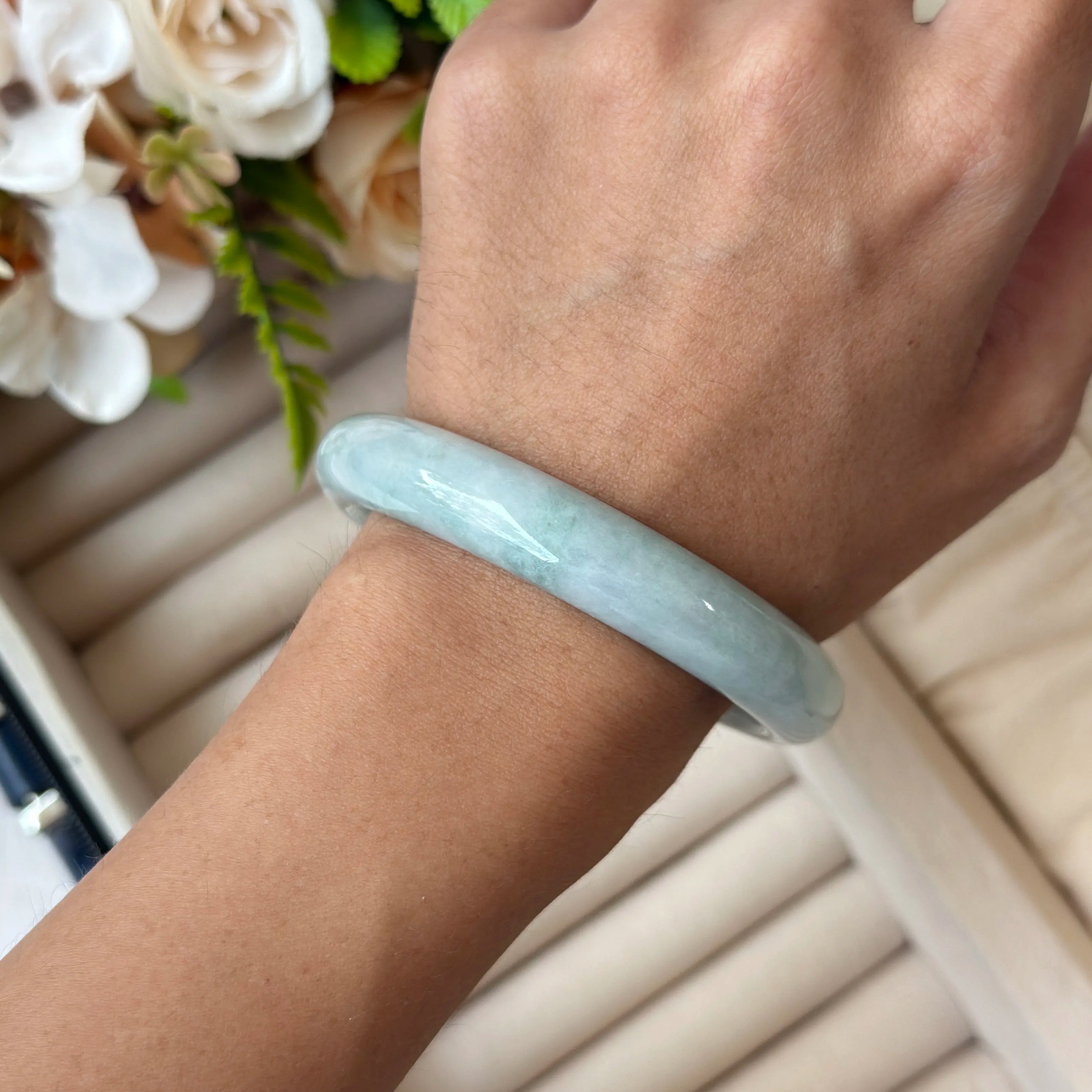 Grade A Waterhue Green Jade Bangle - S58/53.5g