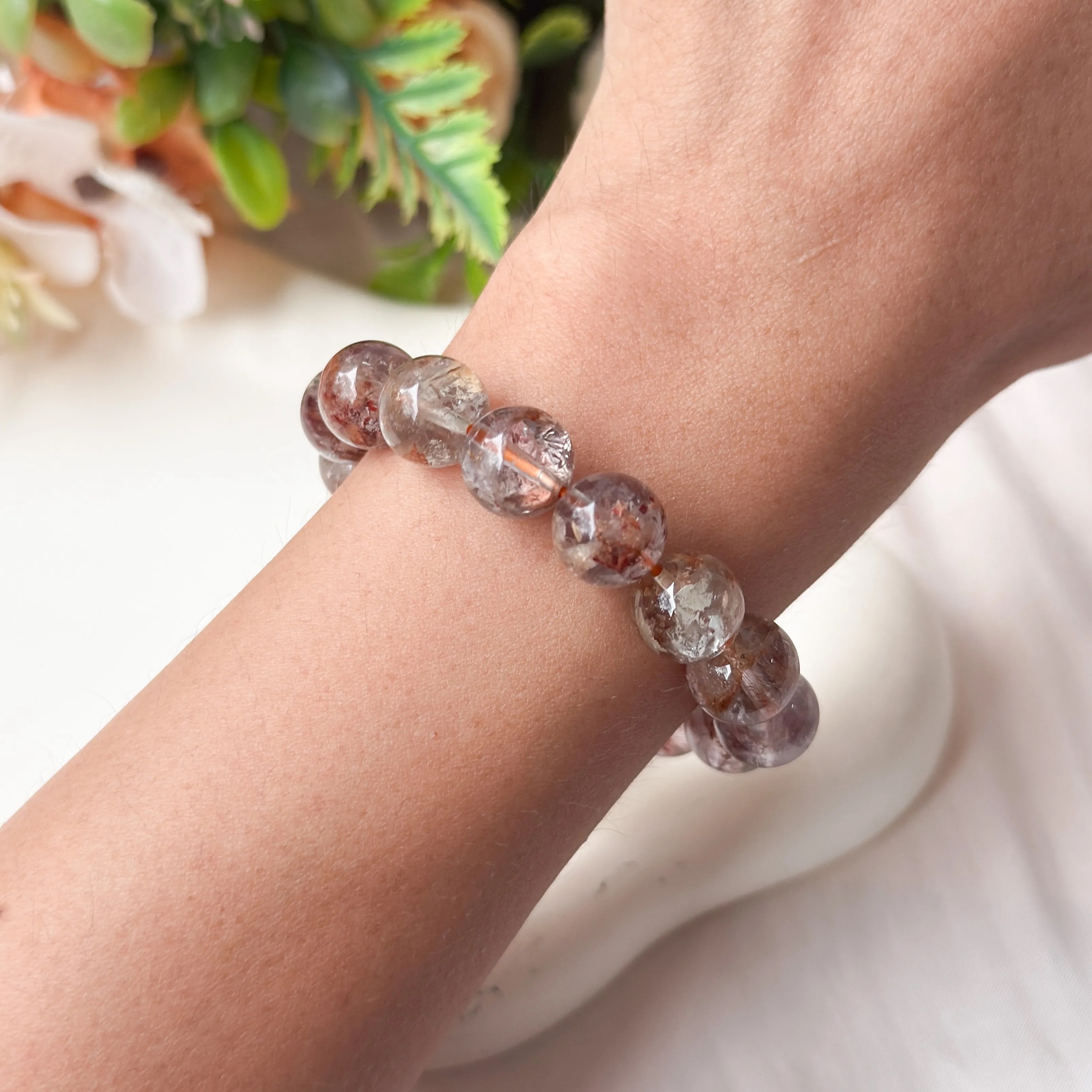 Skeletal Quartz 10mm AAA Bracelet