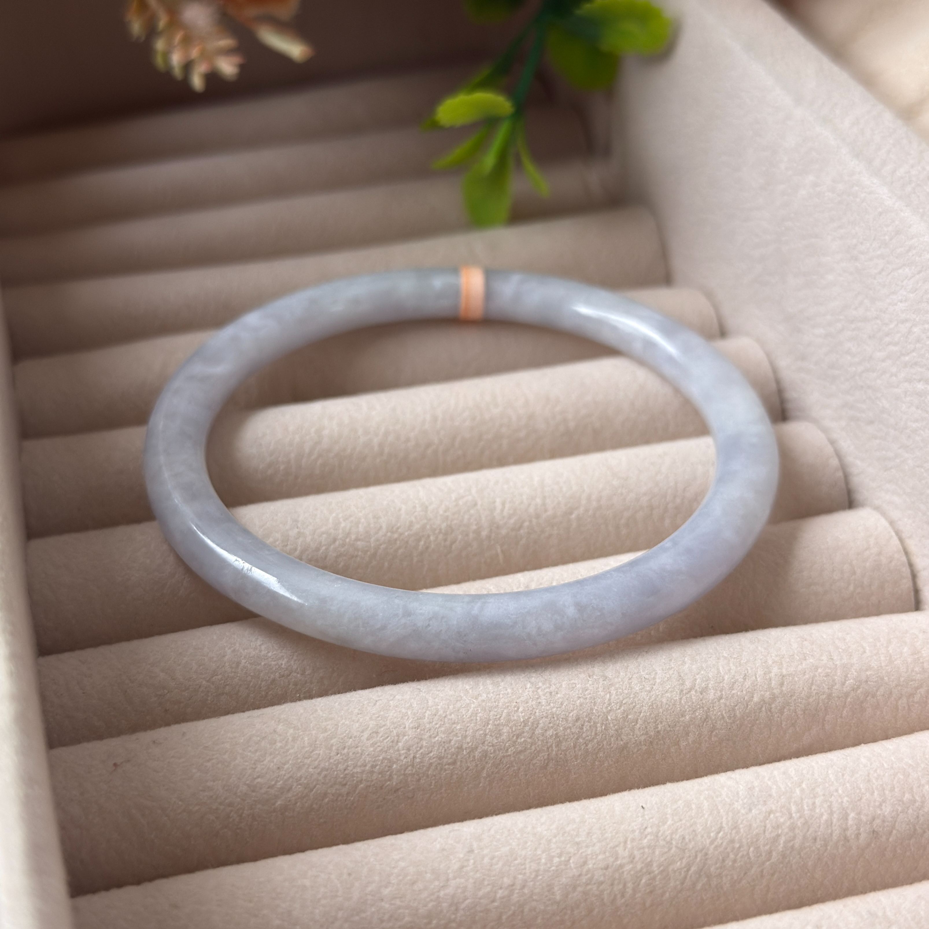 Grade A Dainty Lavender Green Jade Yuan Tiao Bangle - S62/27.1g