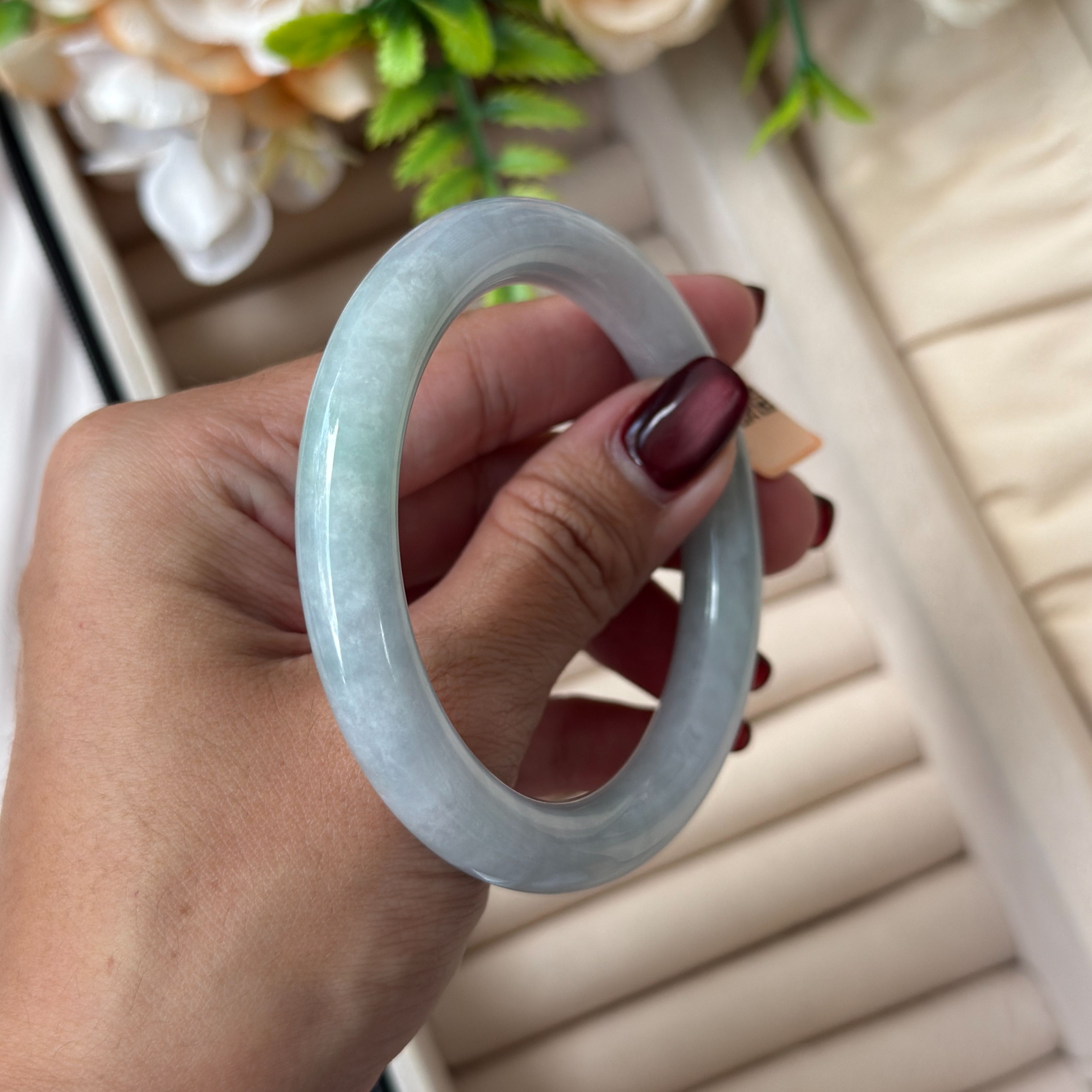 Grade A Periwinkle Lavender Jade Bangle - S60+/40g