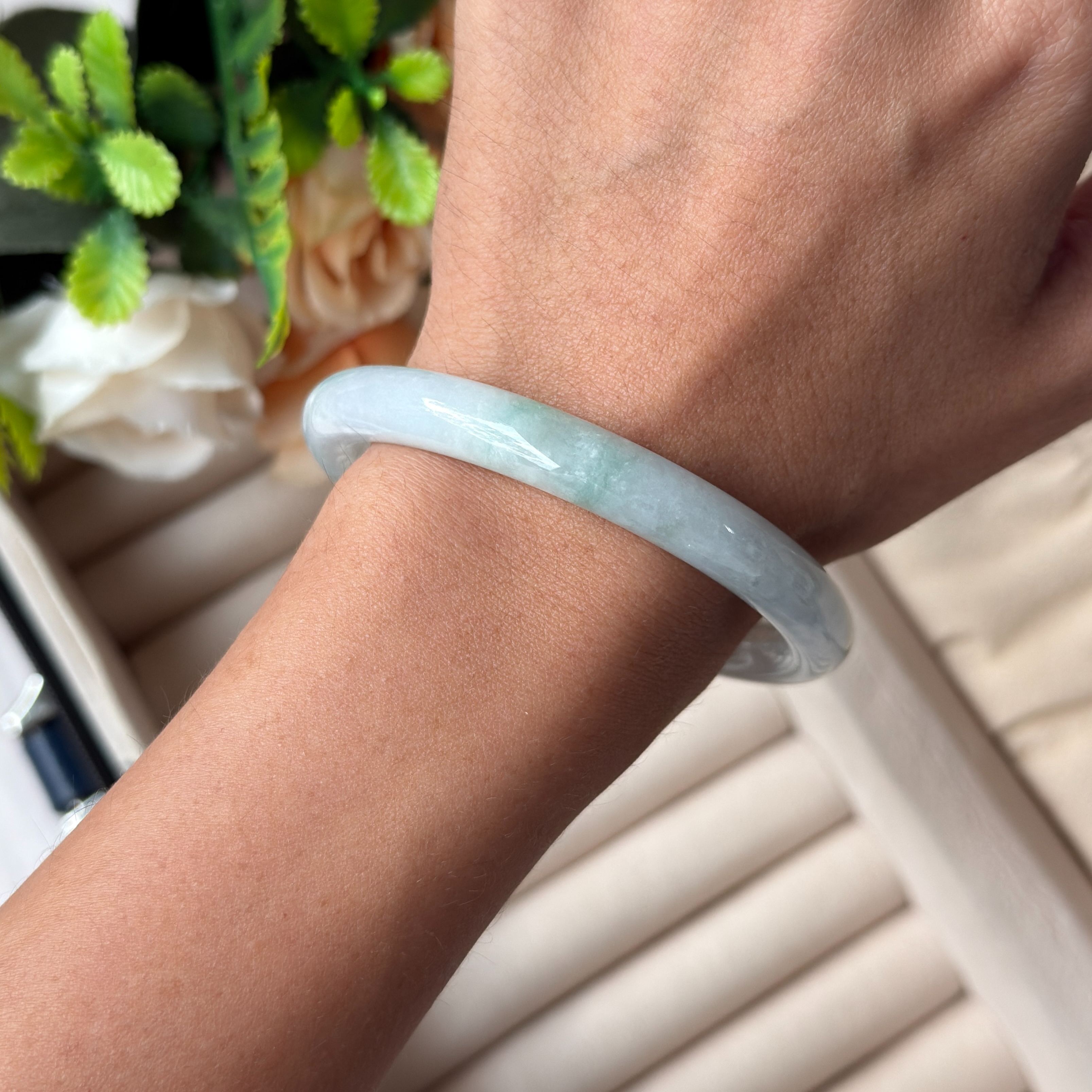 Grade A Pastel Green Yuan Tiao Jade Bangle - S55/34.7g