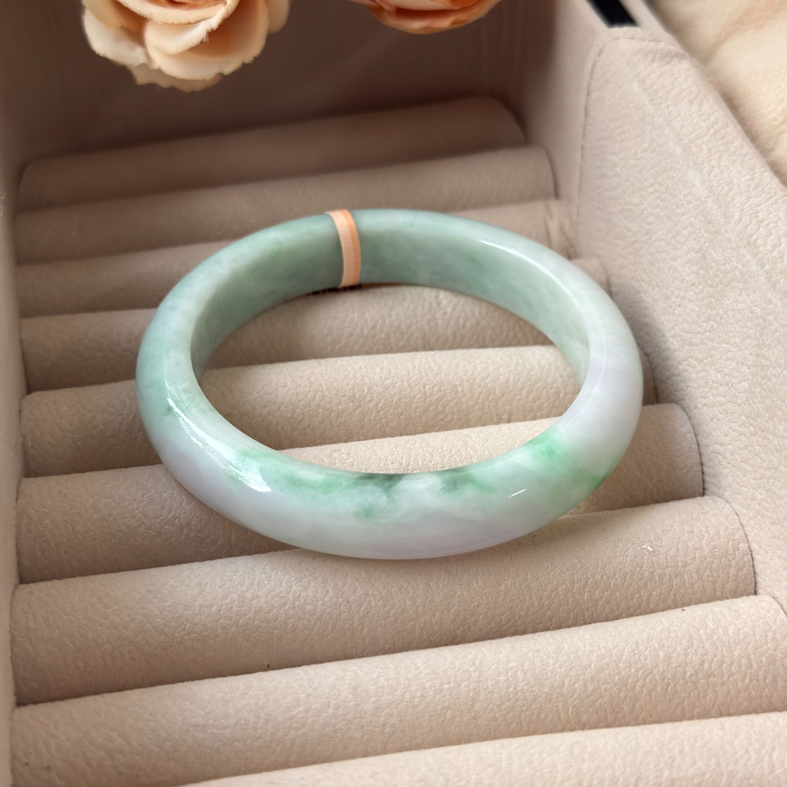 Grade A Lavender Flora Green Jade Bangle - S58/60.9g