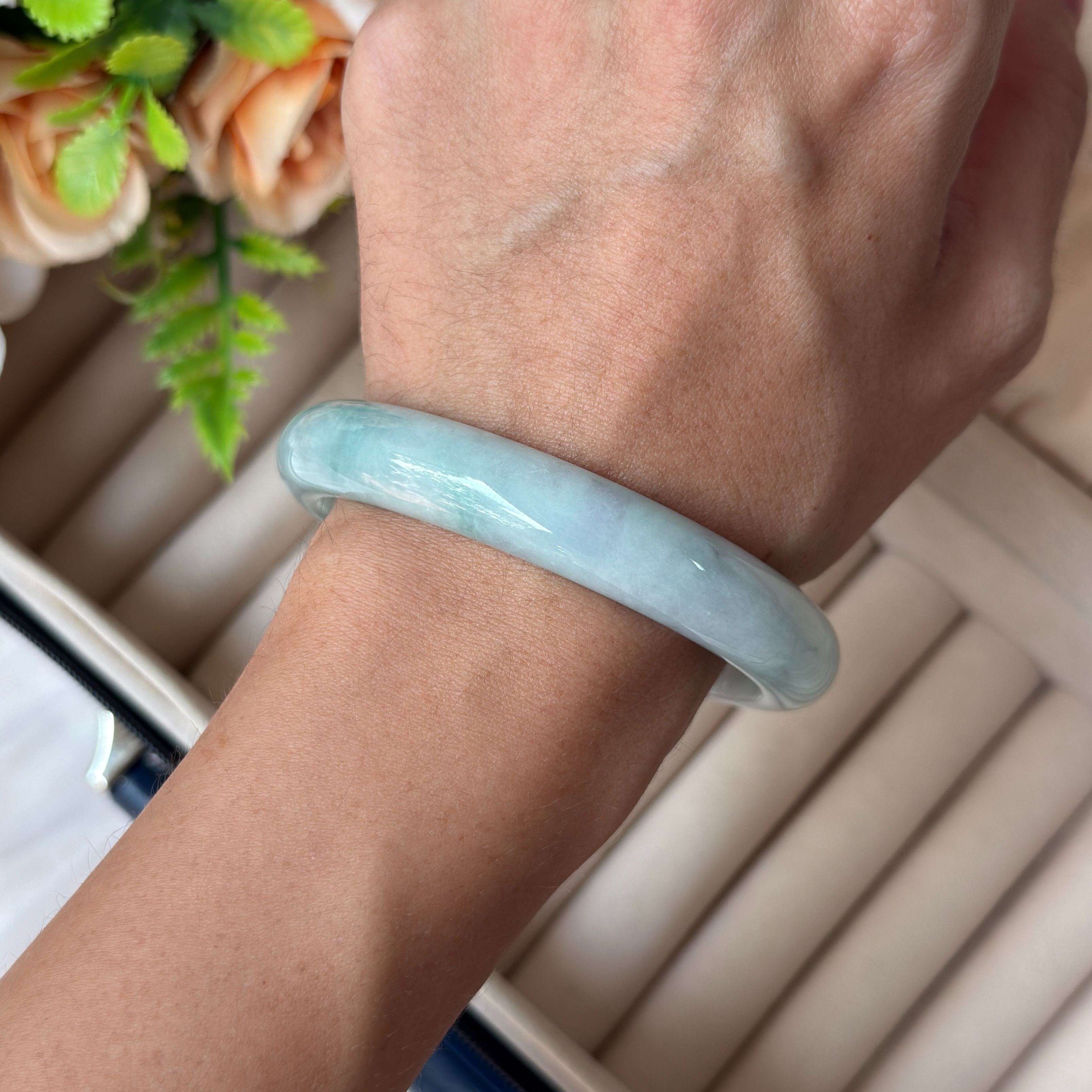 Grade A Waterhue Green Jade Bangle - S58/50.6g