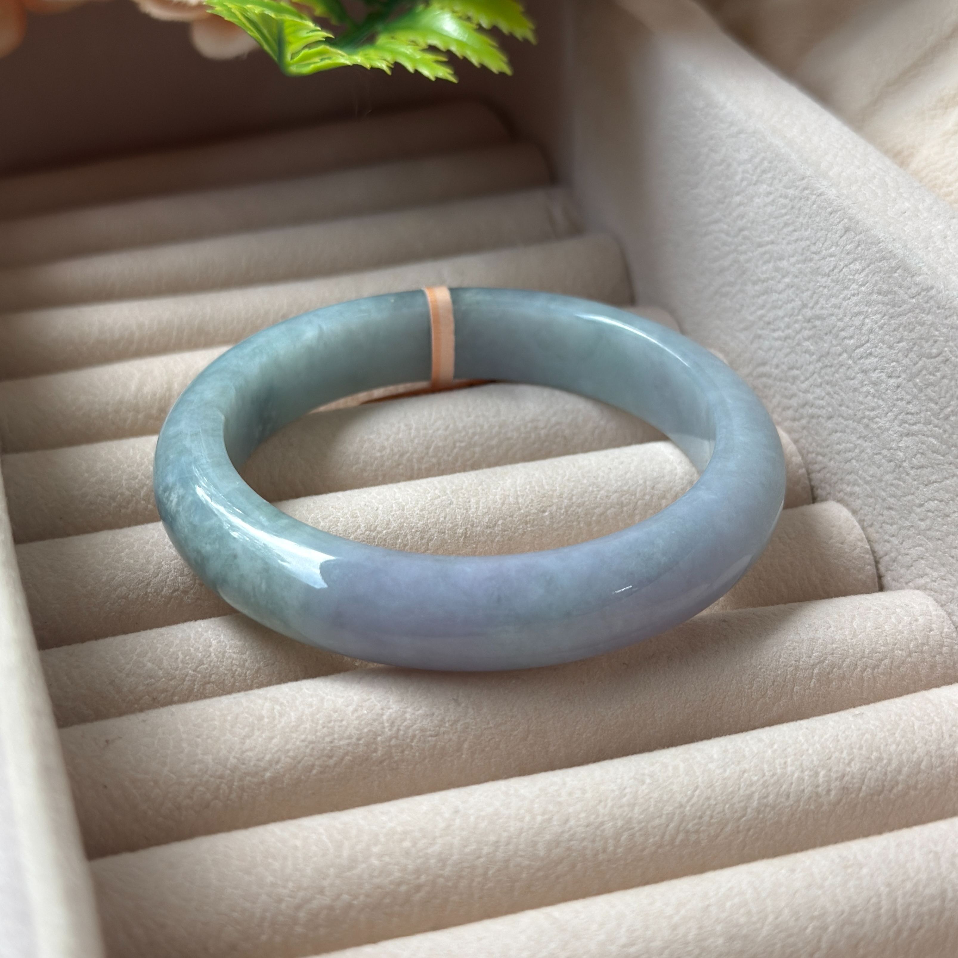 Grade A Waterhue Lavender Green Jade Bangle - S57+/62.9g