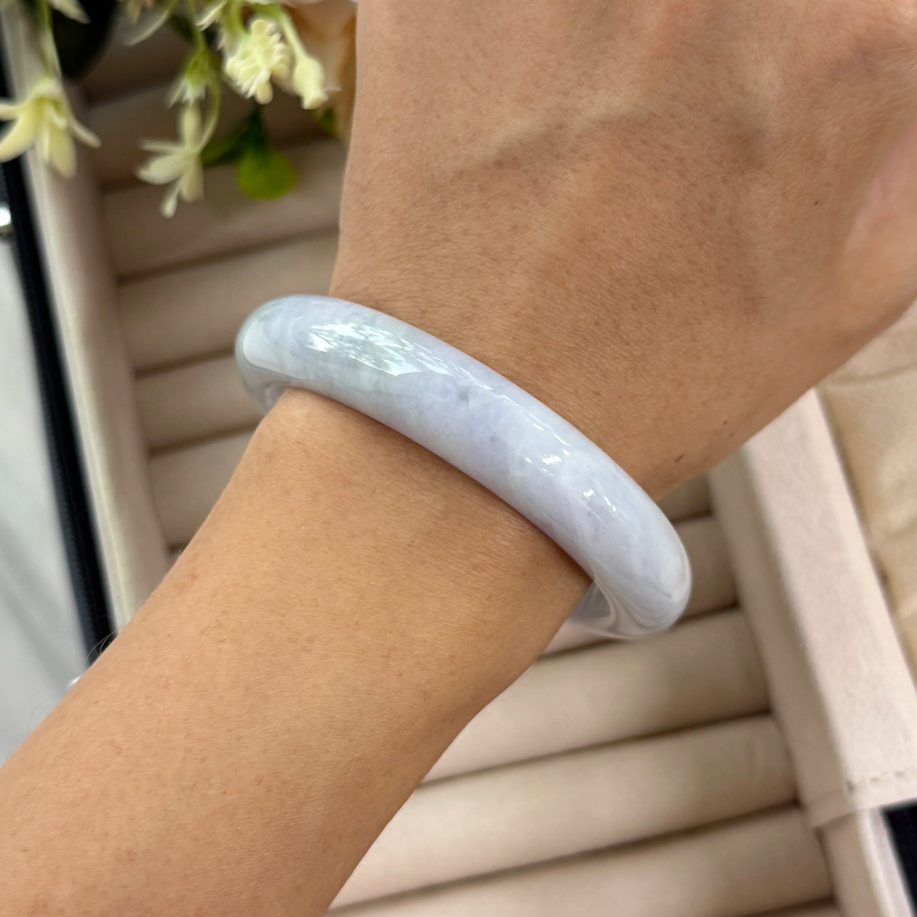 Grade A Lavender Veil Jade Bangle  - S55.3/59.1g