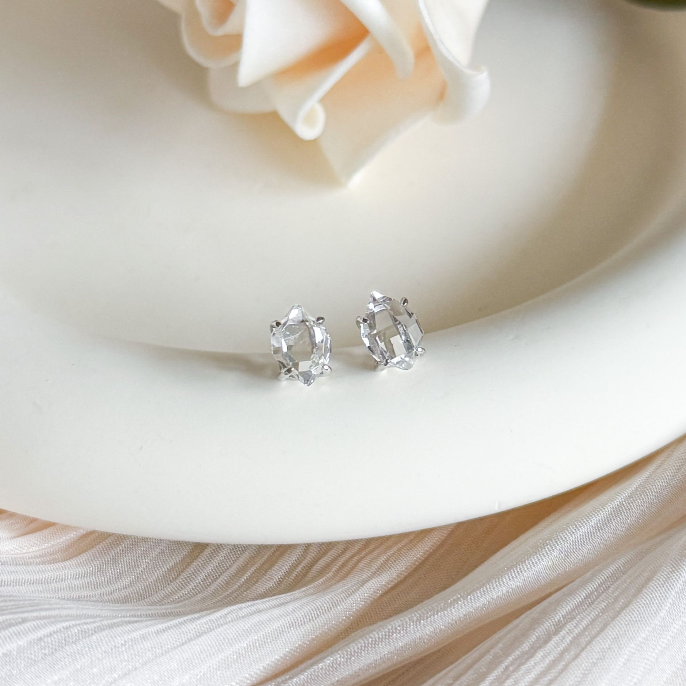 Herkimer Diamond w Petroleum AAA Earring Studs