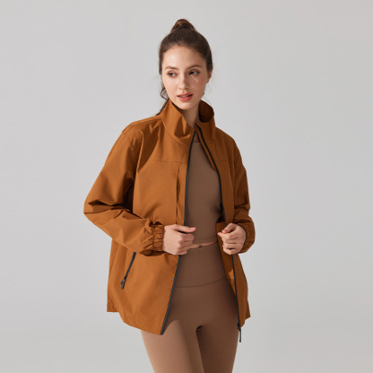 Windproof, Waterproof, Stain-proof, Loose stand-up collar, Breathable jacket