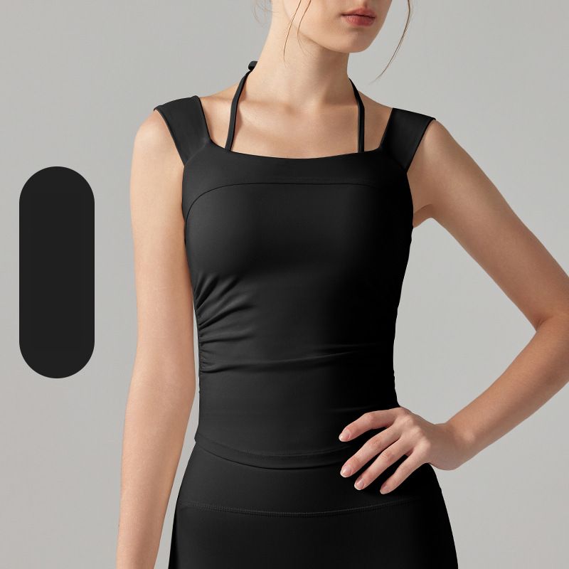 Versatile halterneck bra with straight shoulders