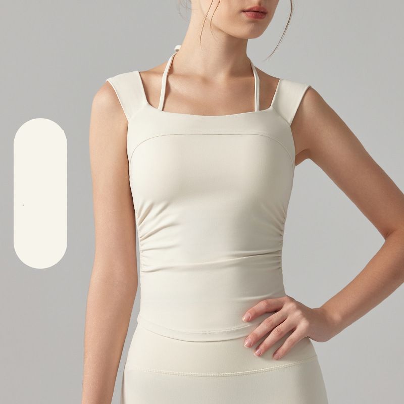 Versatile halterneck bra with straight shoulders