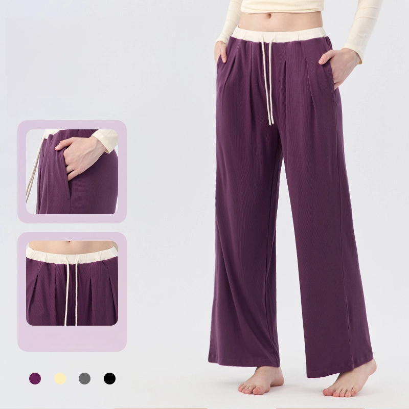 The clouds are loose and cover the hips, And the contrasting color is lazy and wide-leg pants