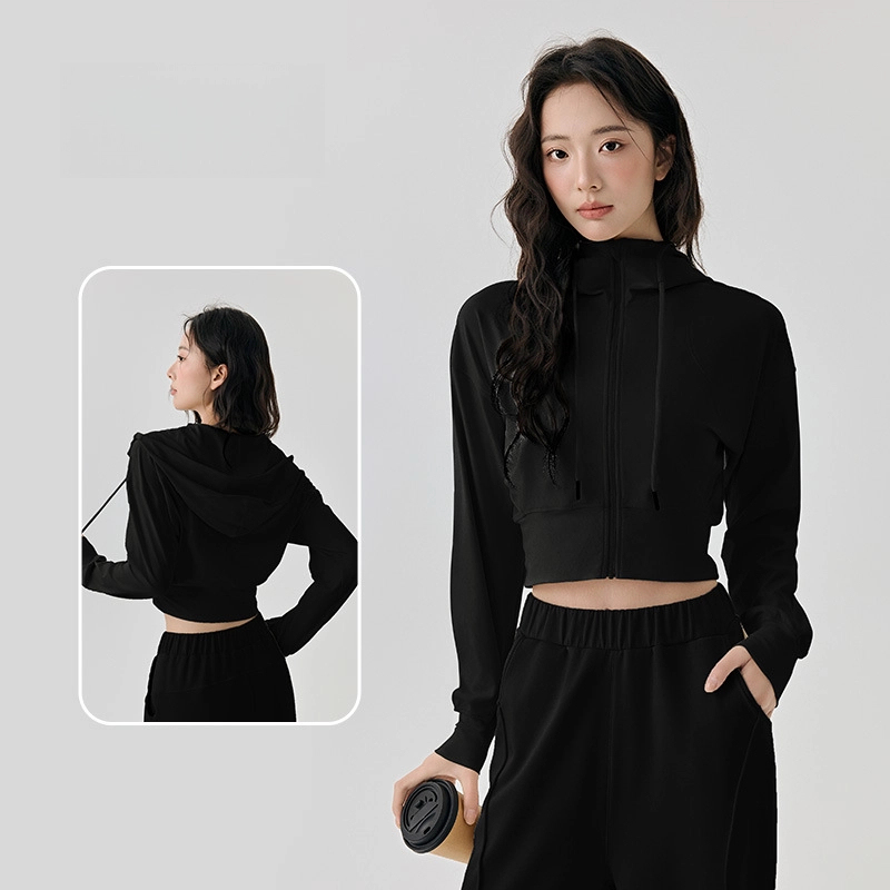 Hooded adjustable hat cord gym top