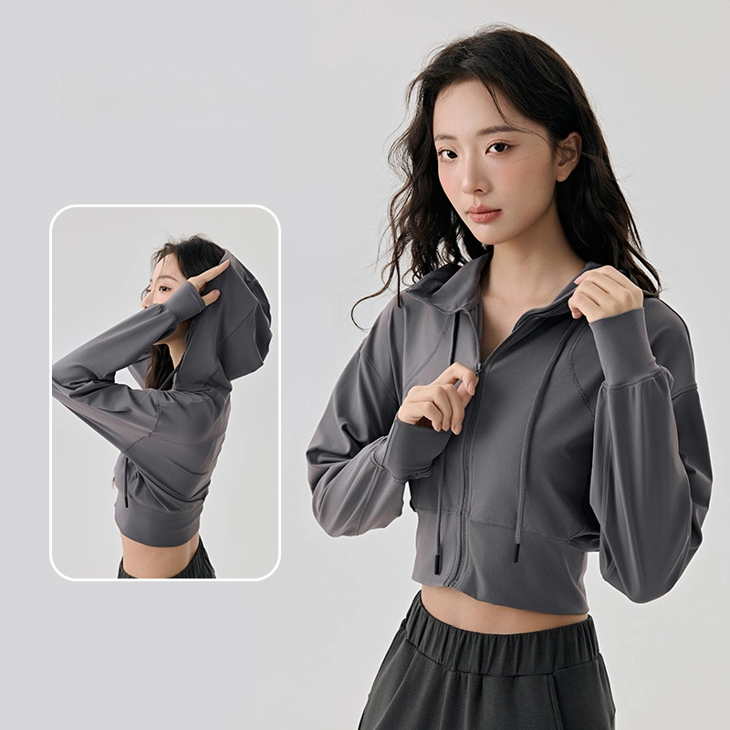 Hooded adjustable hat cord gym top