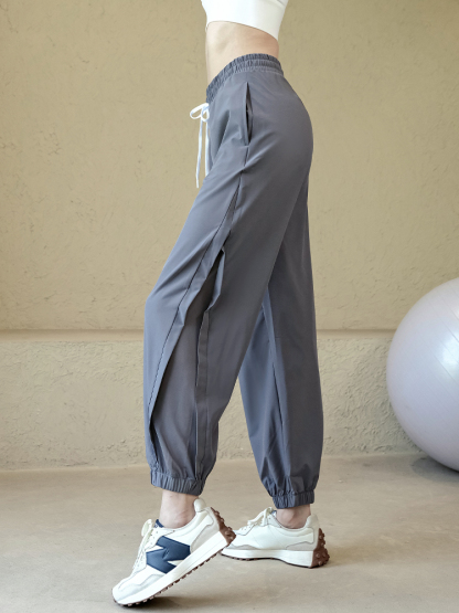 Loose mesh casual trousers