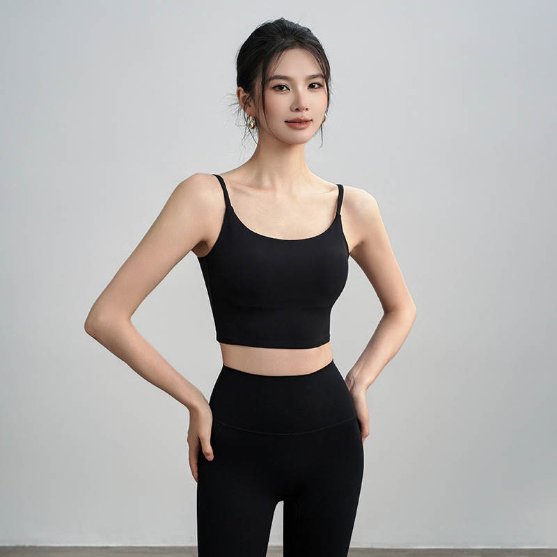 Sense of shock resistance gathers the beautiful back